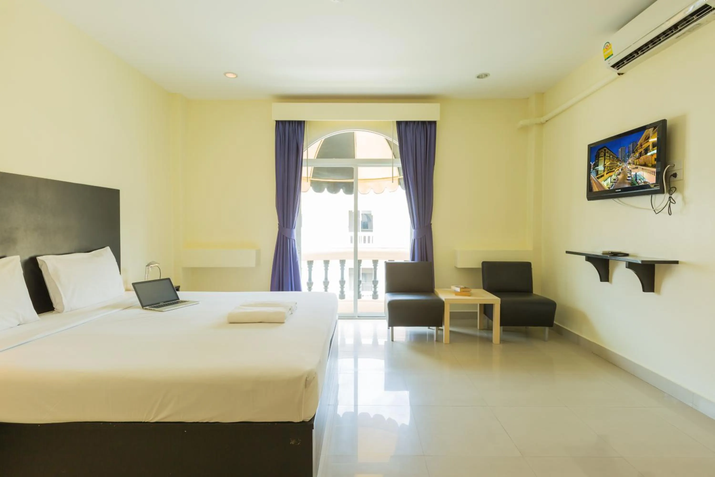 Bedroom, Bed in Zing Resort & Spa