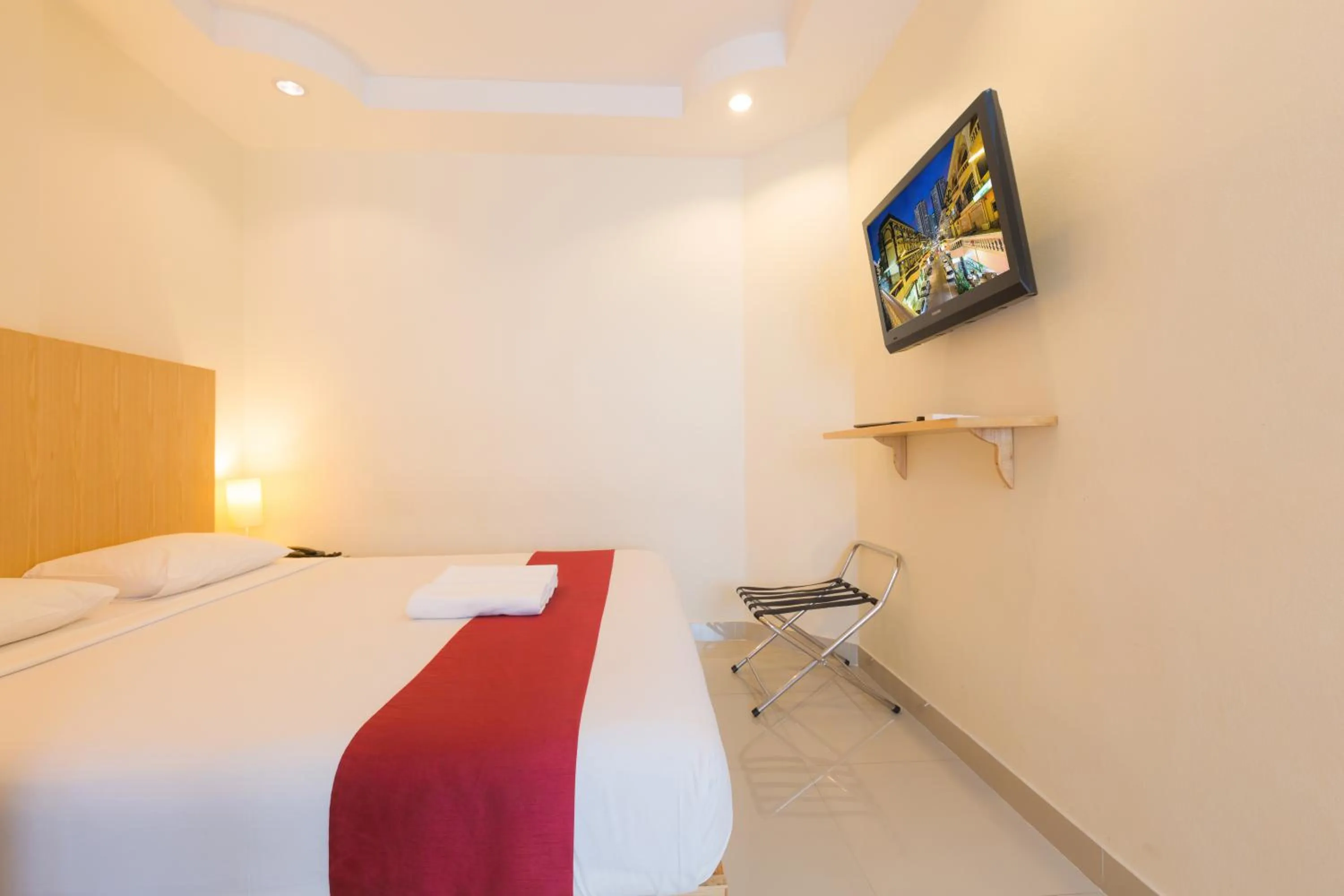 Bedroom, Bed in Zing Resort & Spa