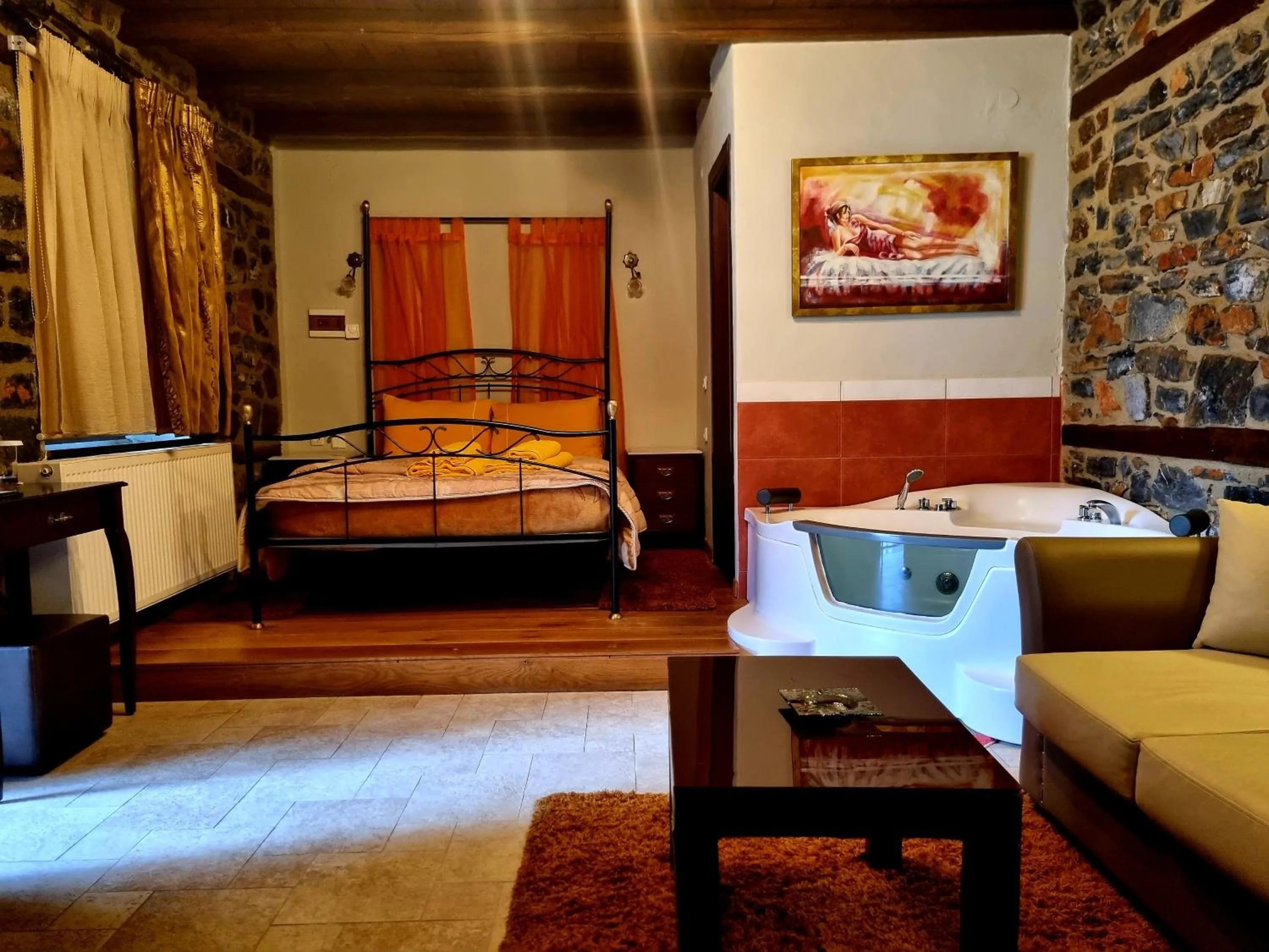 Photo of the whole room, Bed in Hotels Voras