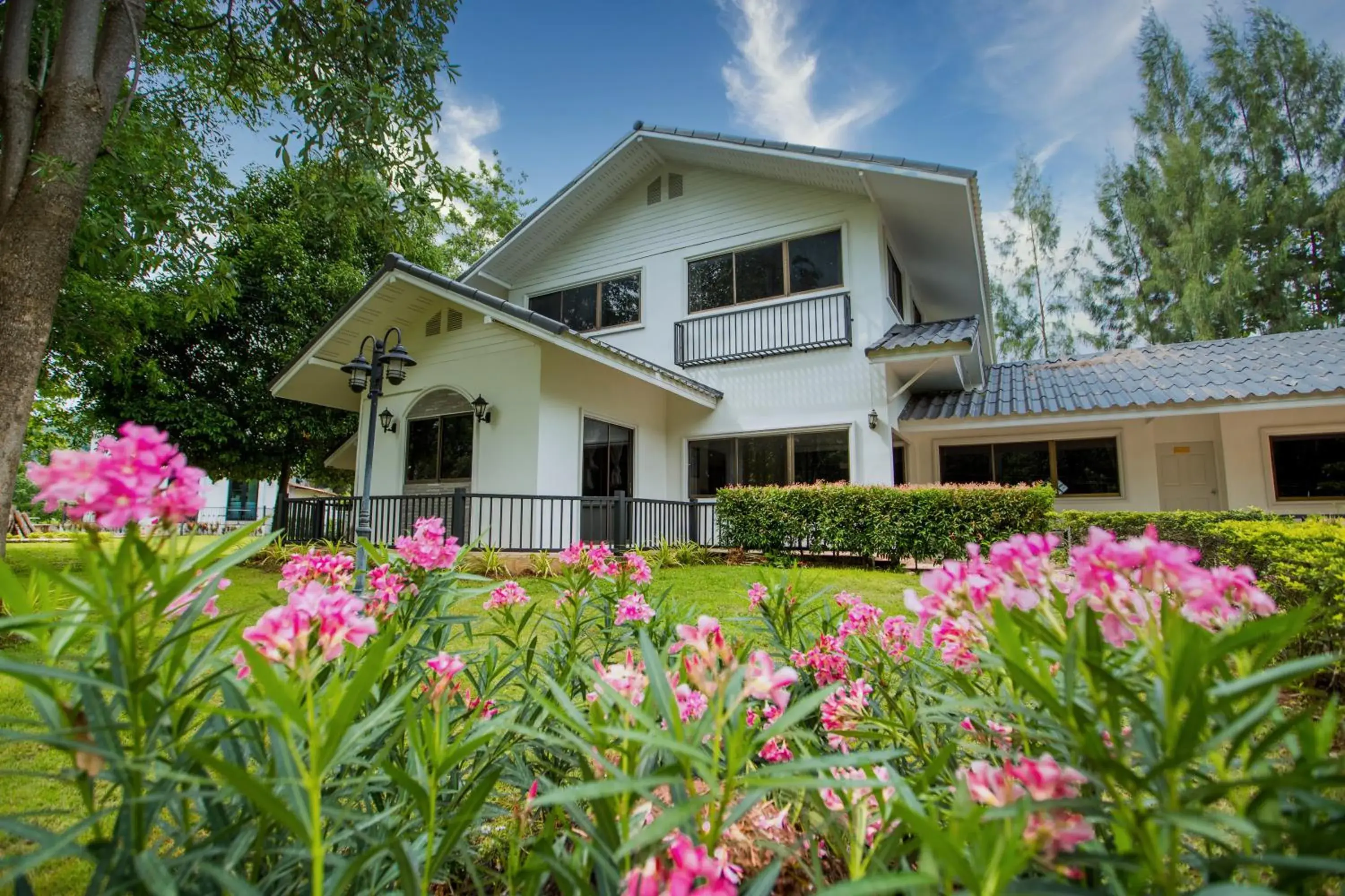 Property building in Diamond Hill Resort Property building in Diamond Hill Resort