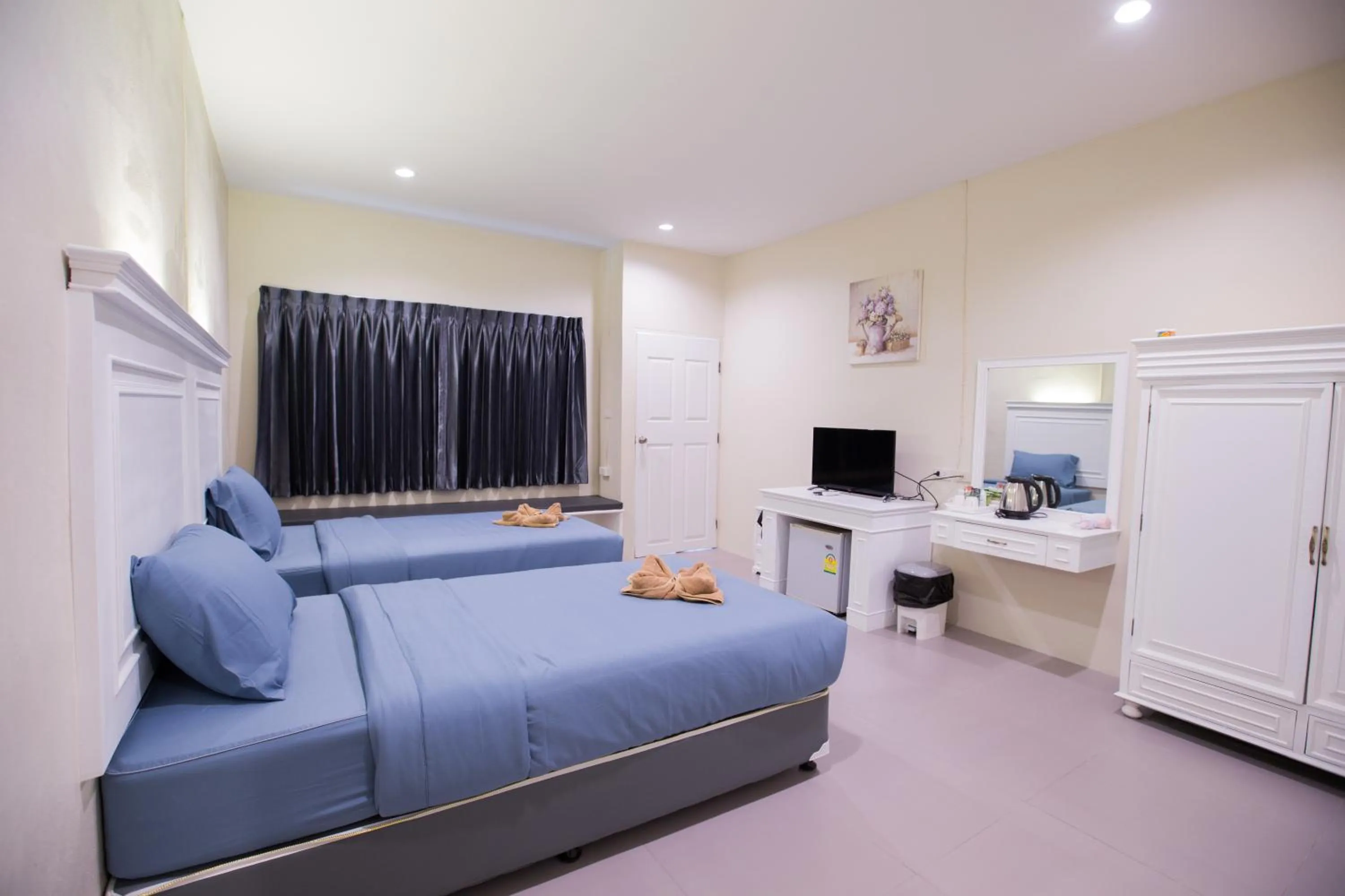 Bedroom, Bed in Diamond Hill Resort