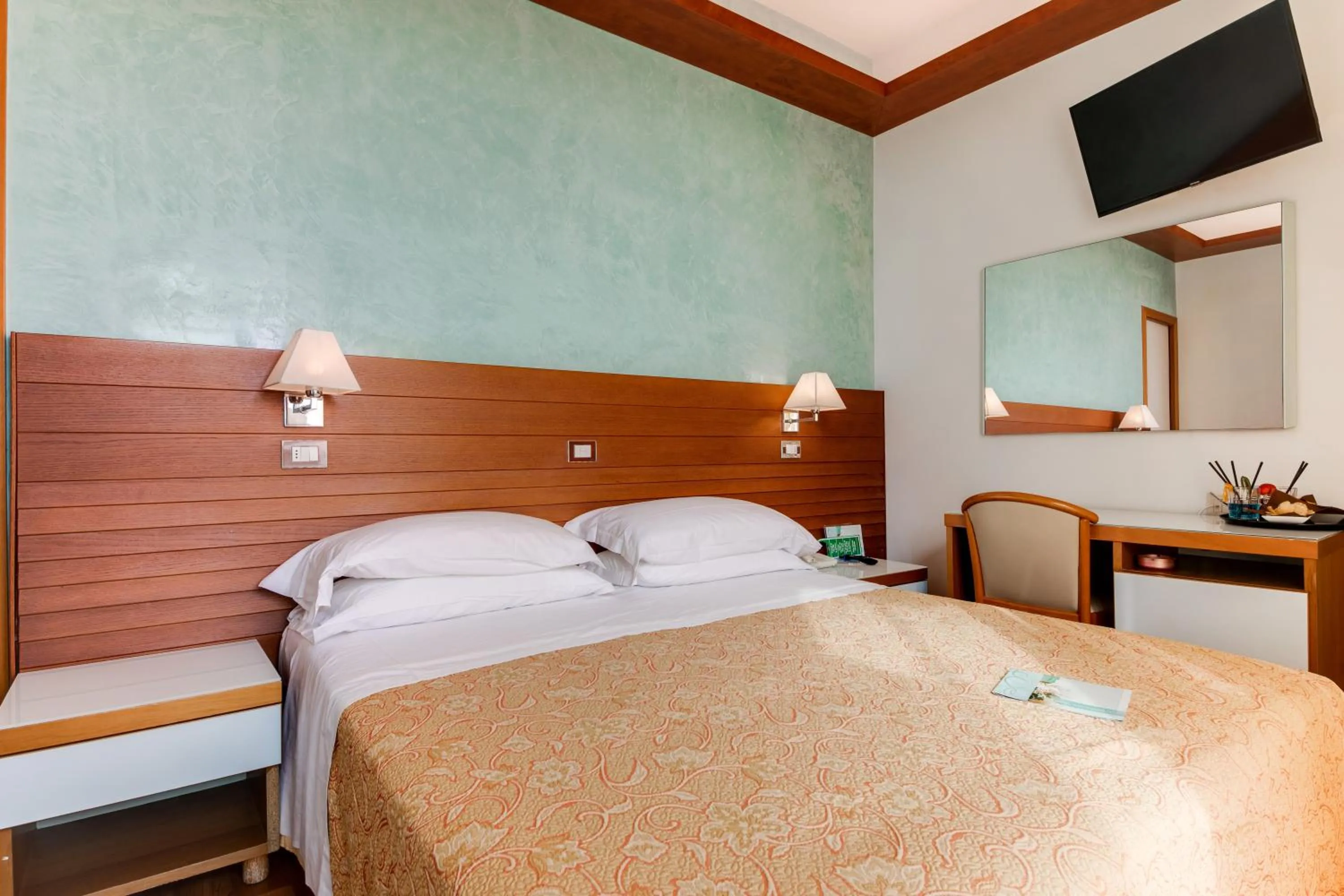 Bed in Hotel Margareth