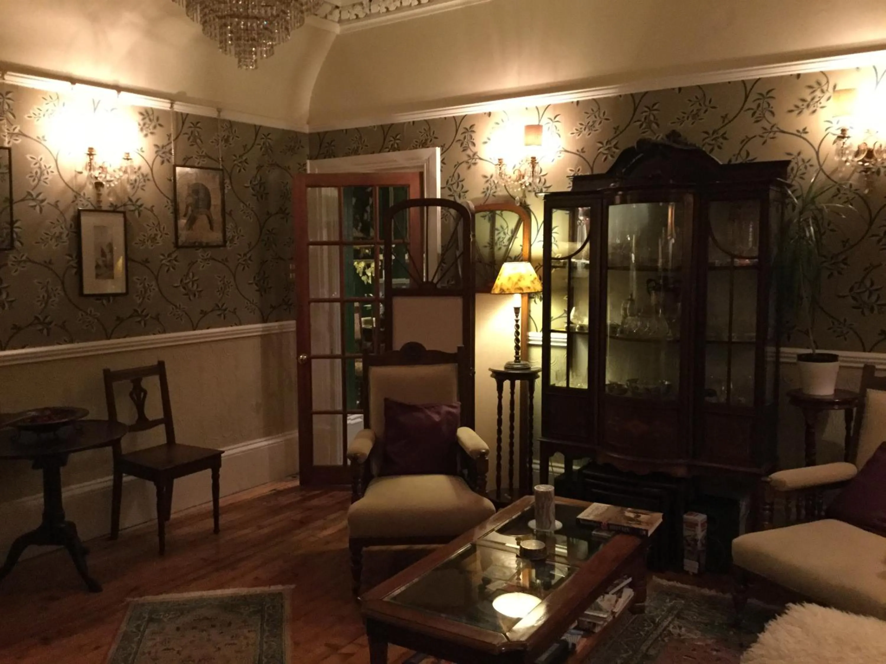 Living room in Blair Villa South