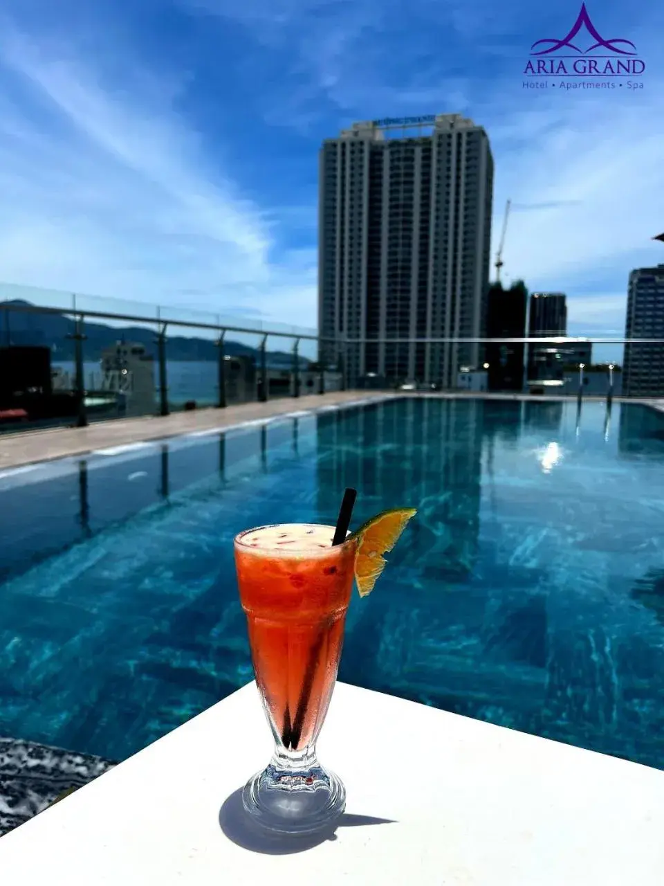 Swimming pool in Aria Grand Hotel & Spa Swimming pool in Aria Grand Hotel & Spa