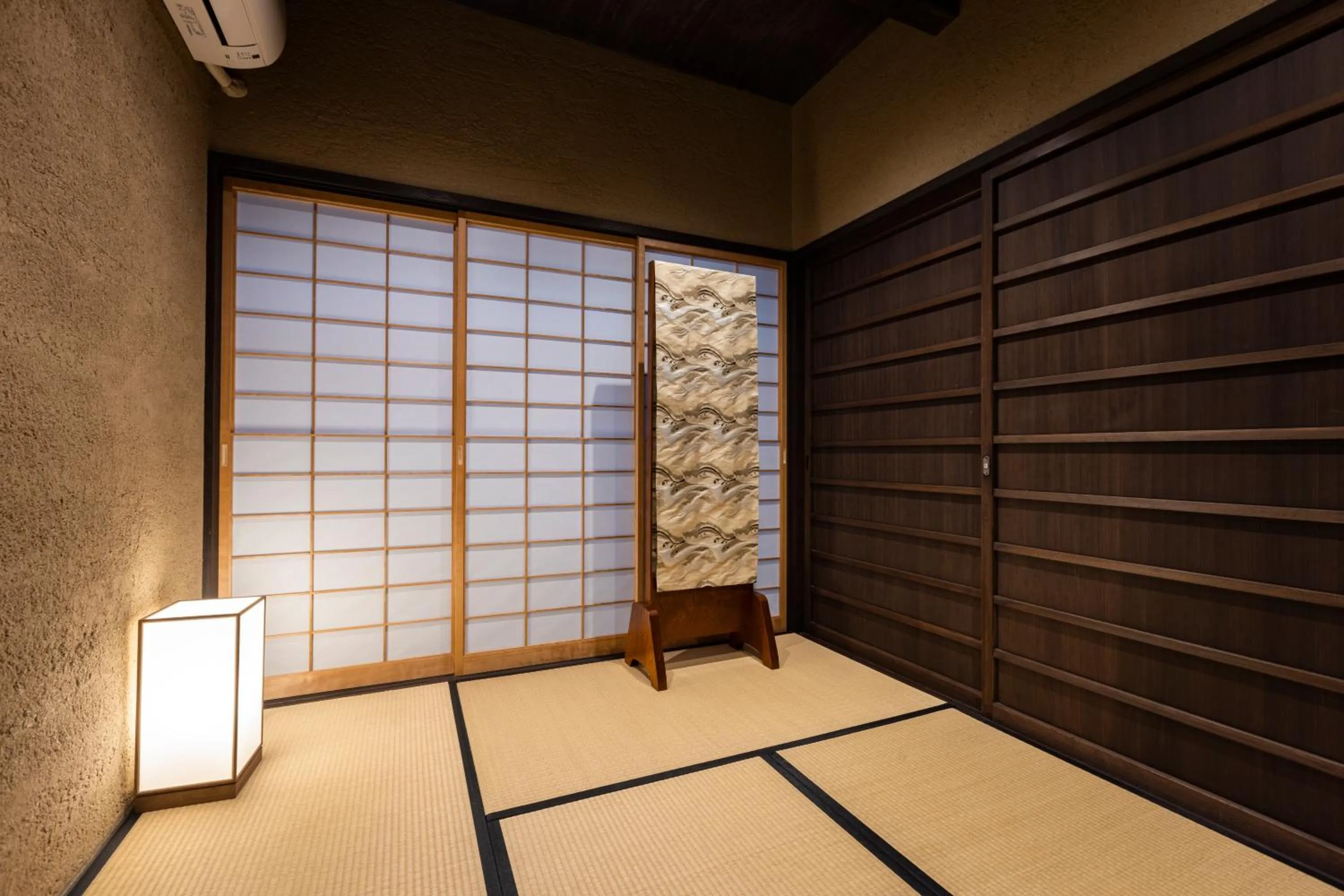 Photo of the whole room in Rinn Premium Machiya Kunpu
