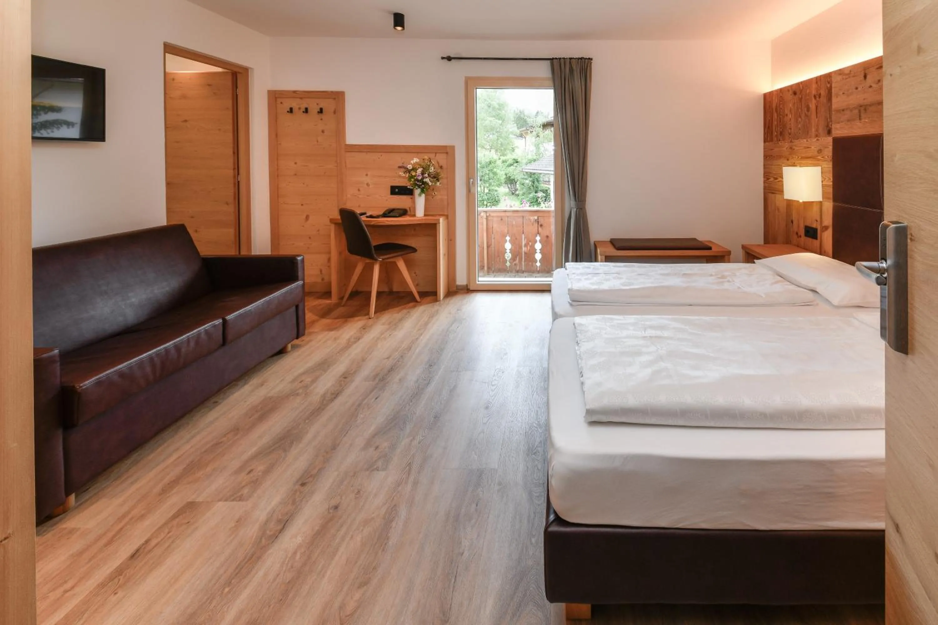 Photo of the whole room, Bed in Hotel Brunella