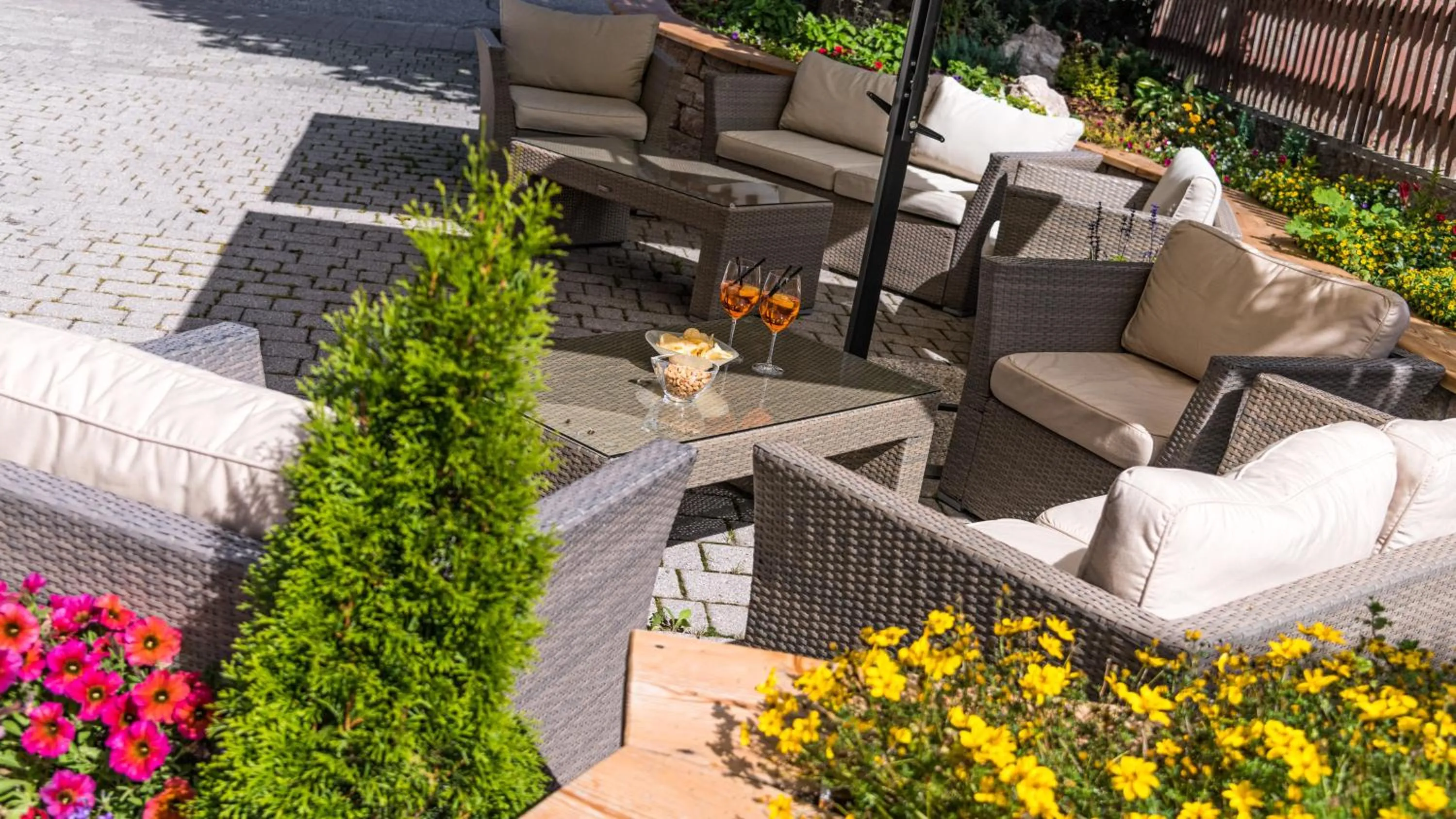Patio in Hotel Brunella