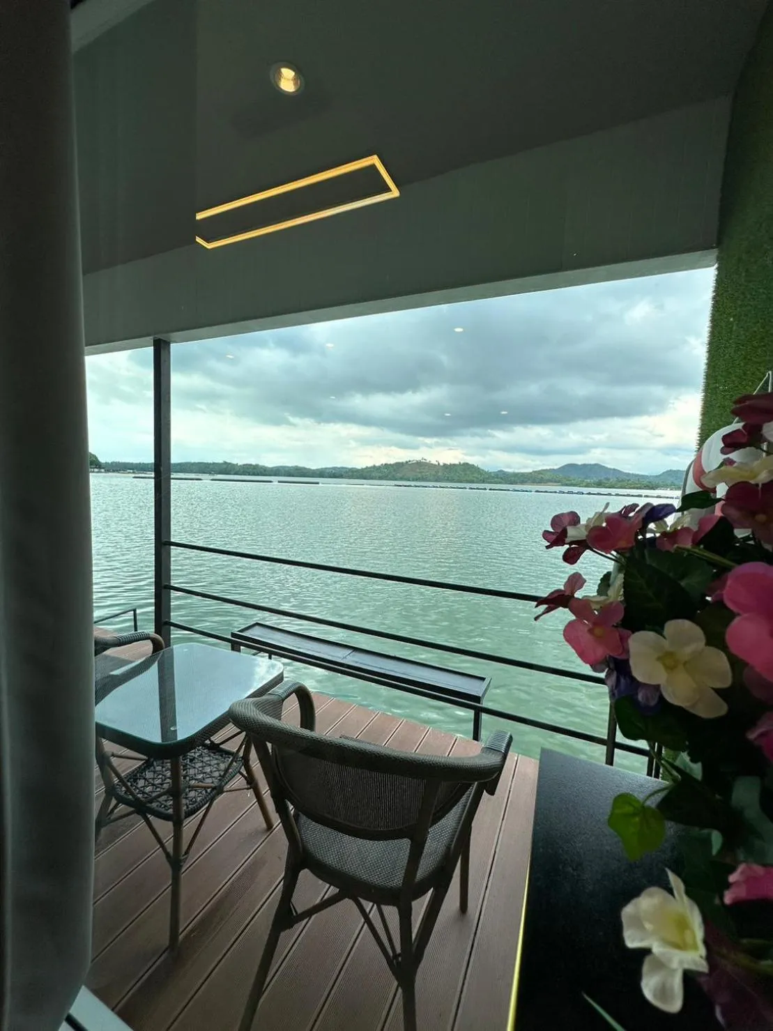 Raya Buri Resort Kanchanaburi