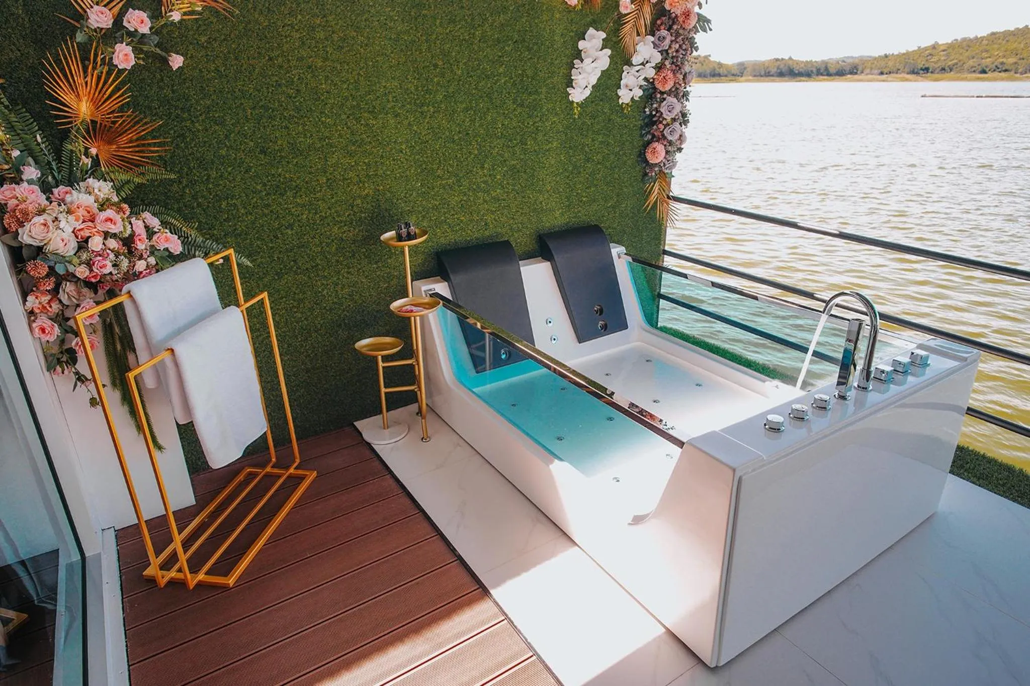 Raya Buri Resort Kanchanaburi