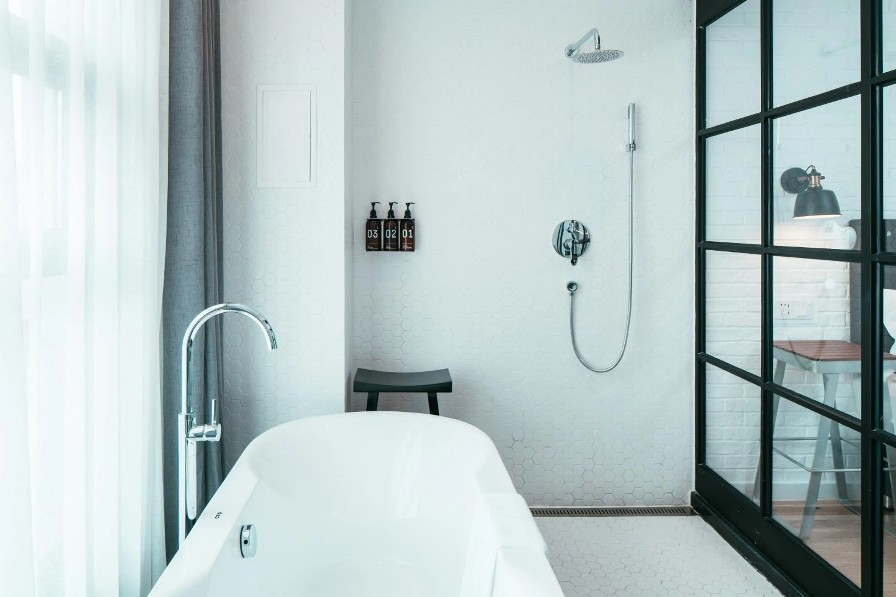 Bathroom, Bed in Cendre Hotel (Lingering Garden and Tiger Hill)