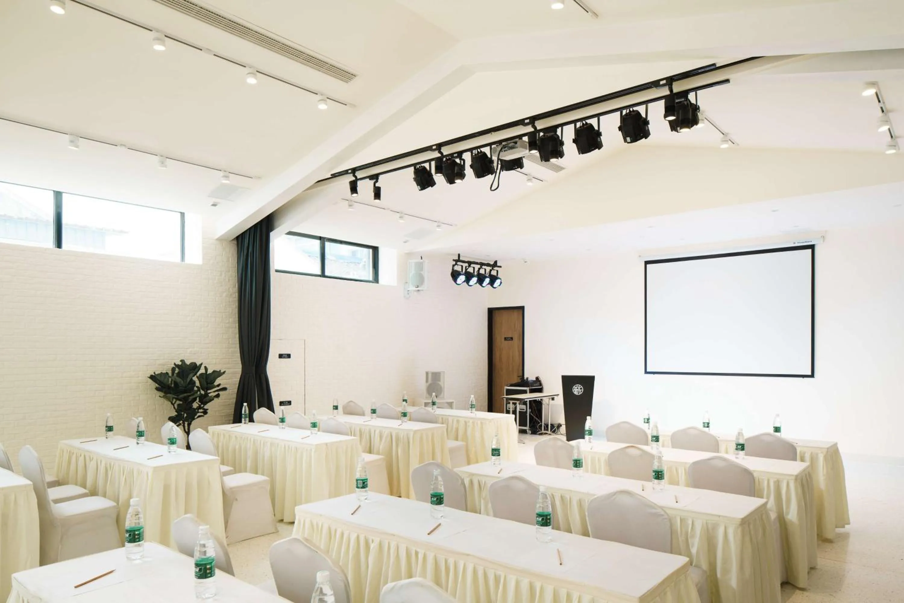 Banquet/Function facilities in Cendre Hotel (Lingering Garden and Tiger Hill)