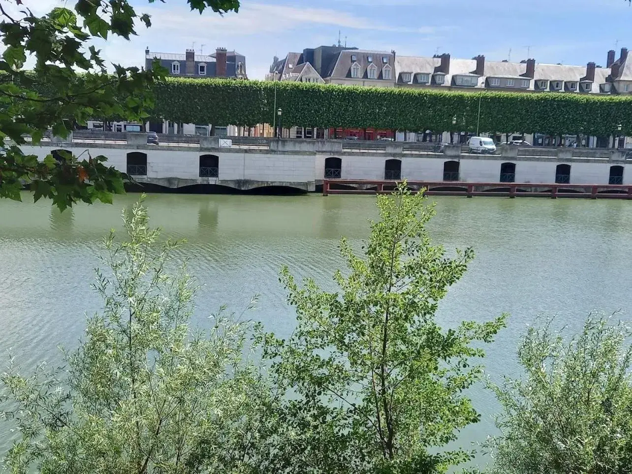 Logis - Hôtel du Nord et Restaurant La Table d'Elisa Logis - Hôtel du Nord et Restaurant La Table d'Elisa