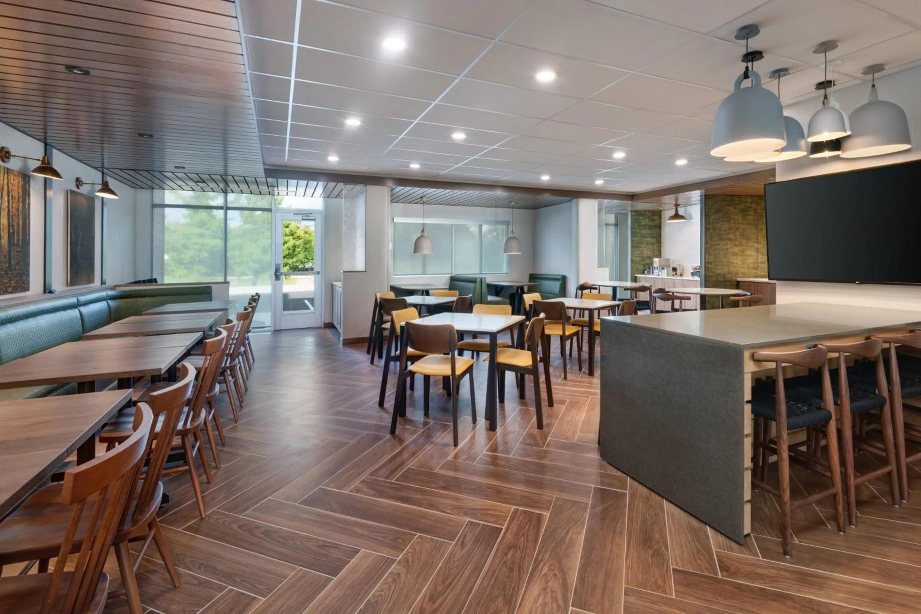 Breakfast in Fairfield Inn & Suites by Marriott Lexington East/I-75