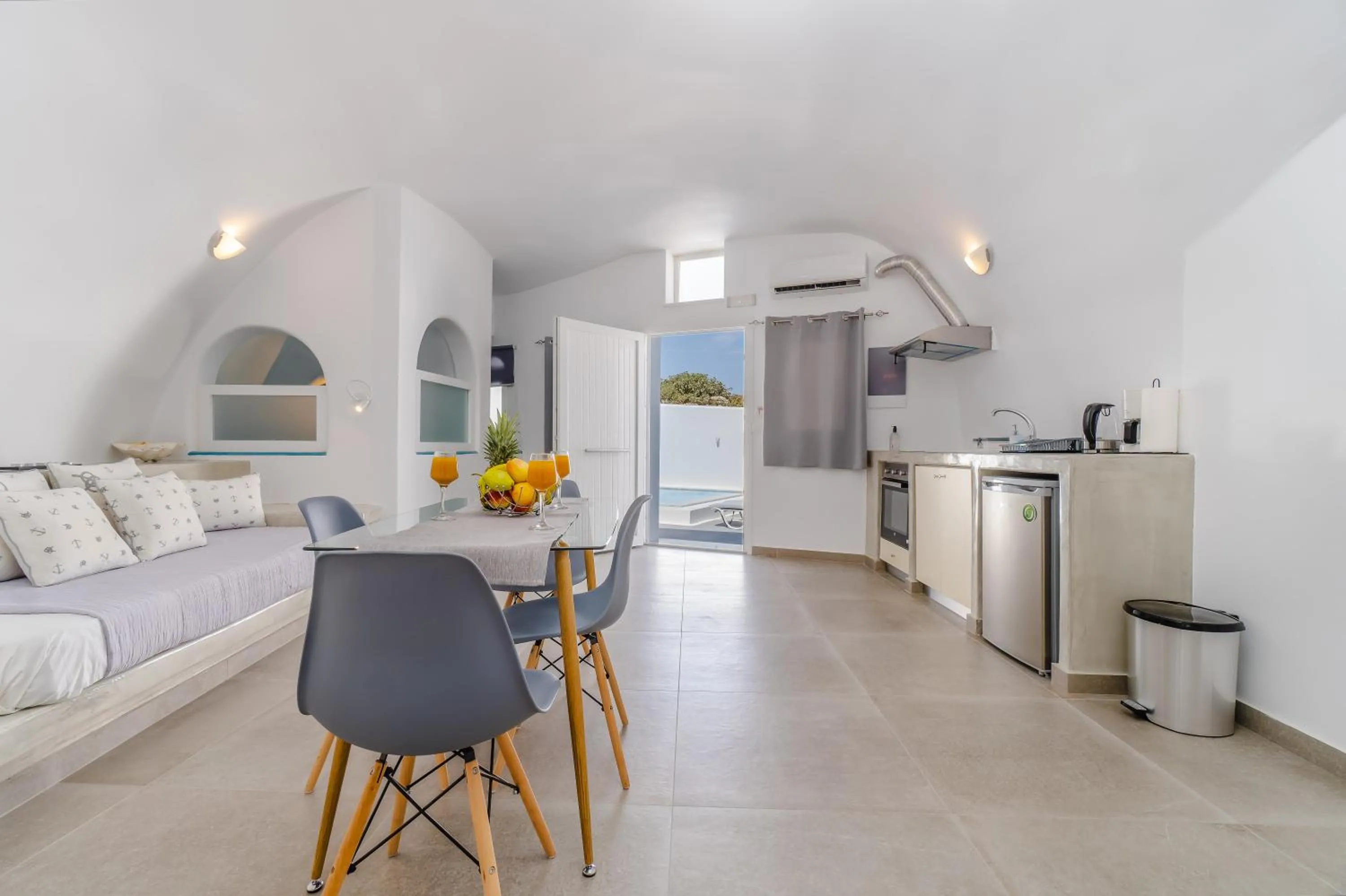 Coffee/tea facilities in Cally Cave House
