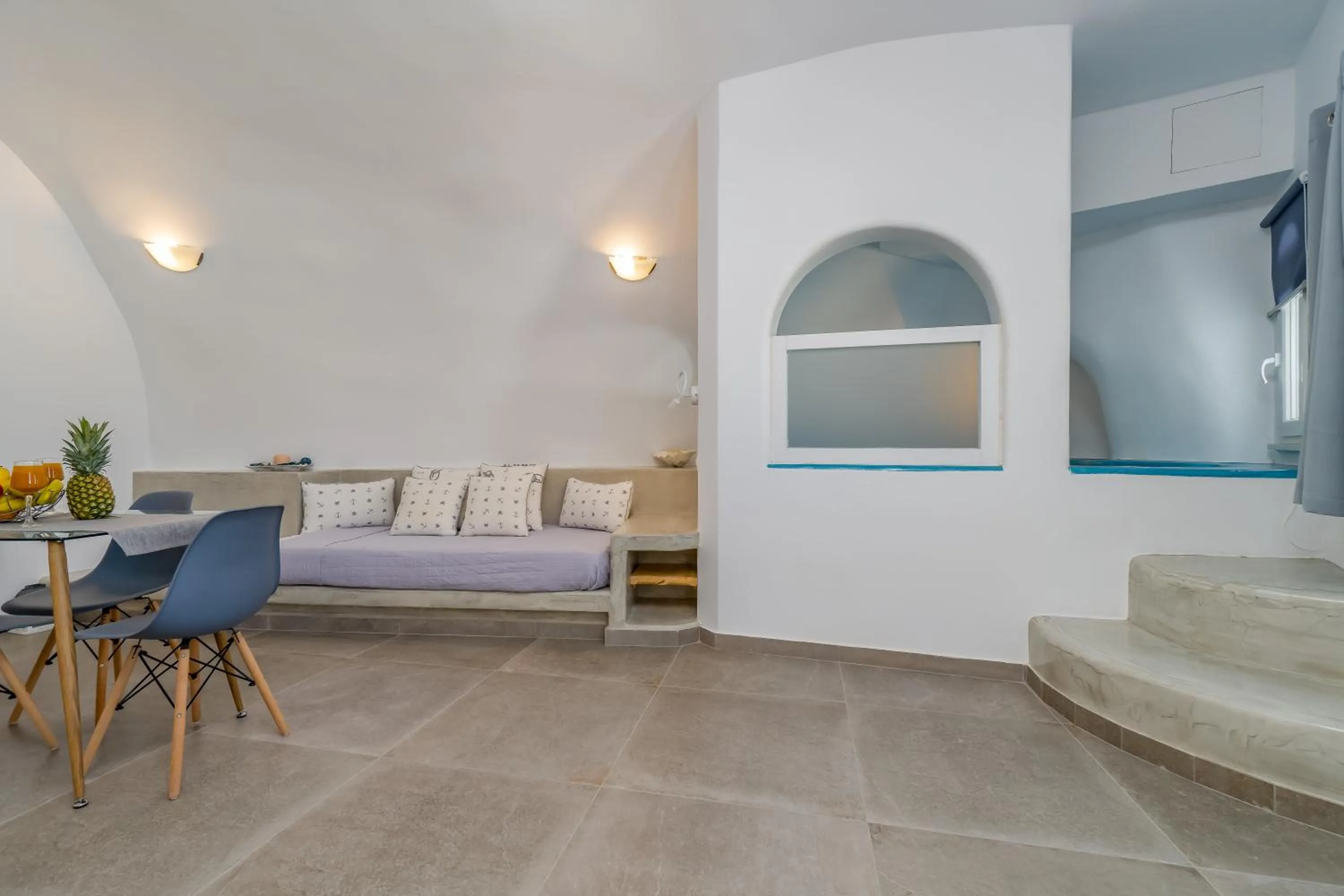 Living room, Bed in Cally Cave House