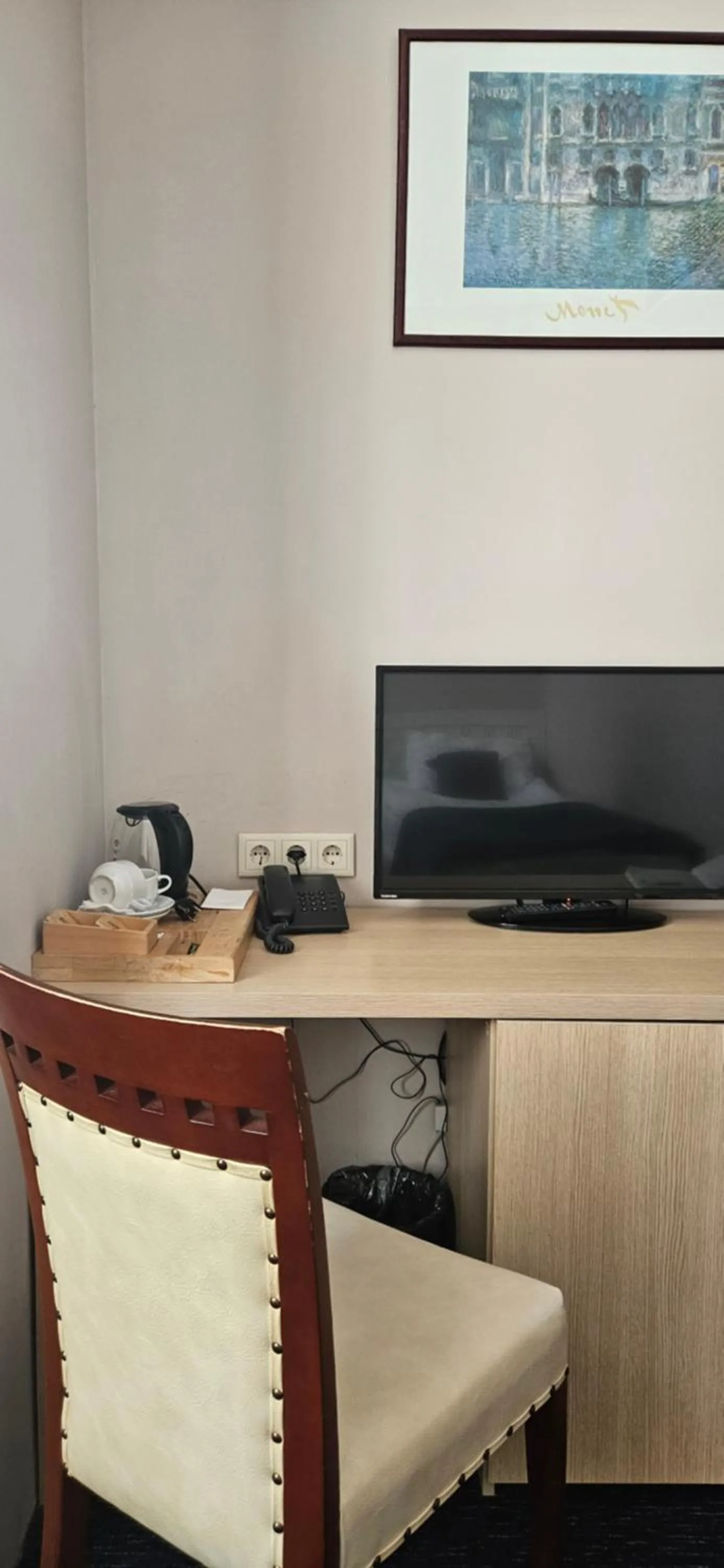 Single Room in Cruise Hotel