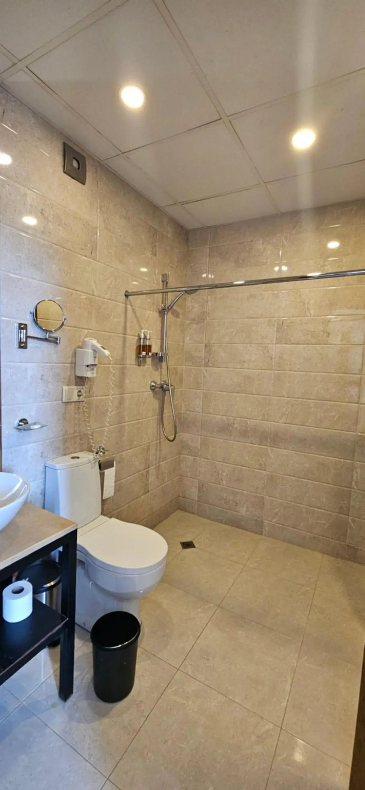 Single Room in Cruise Hotel Single Room in Cruise Hotel