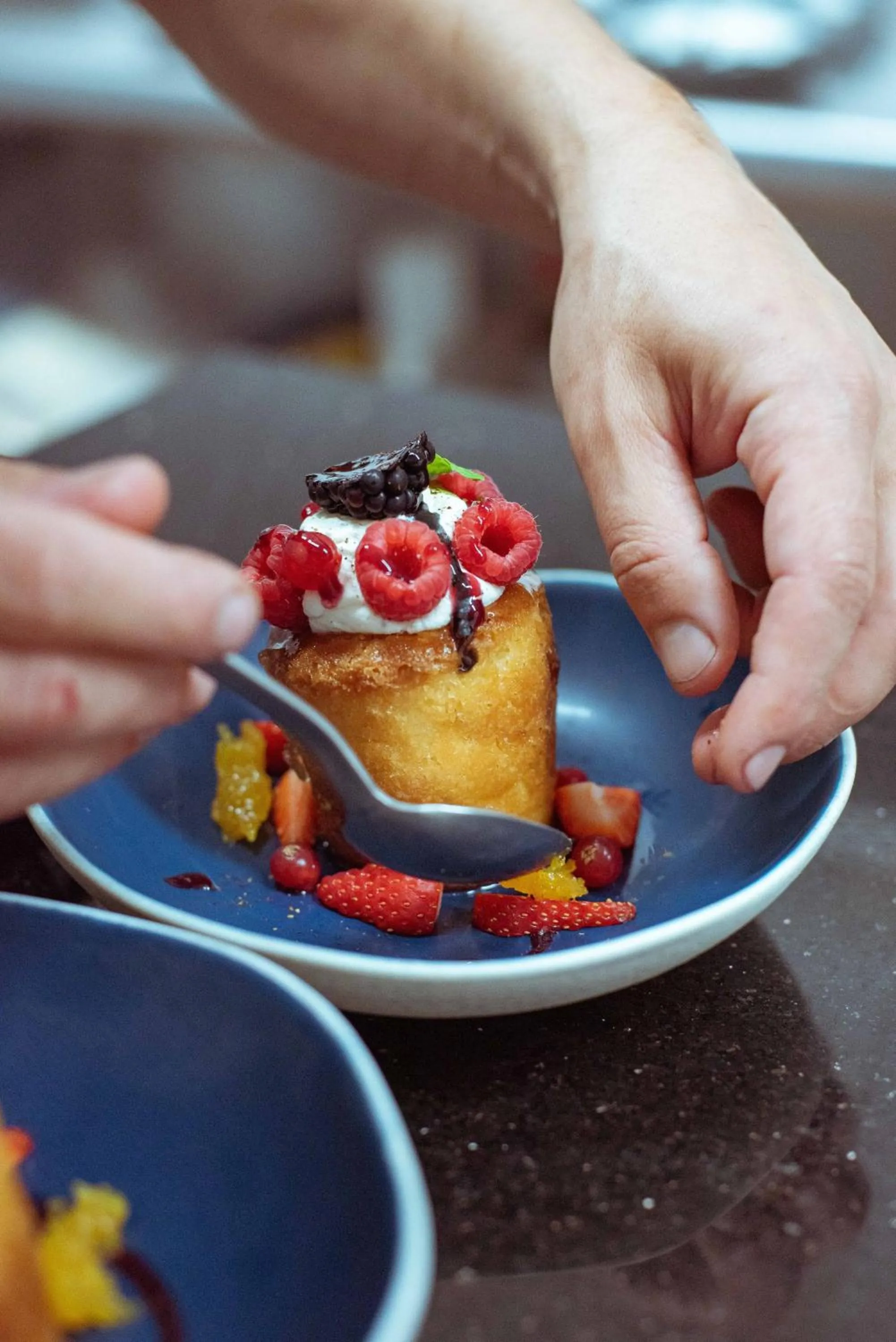 Restaurant/places to eat in Les Voyageurs