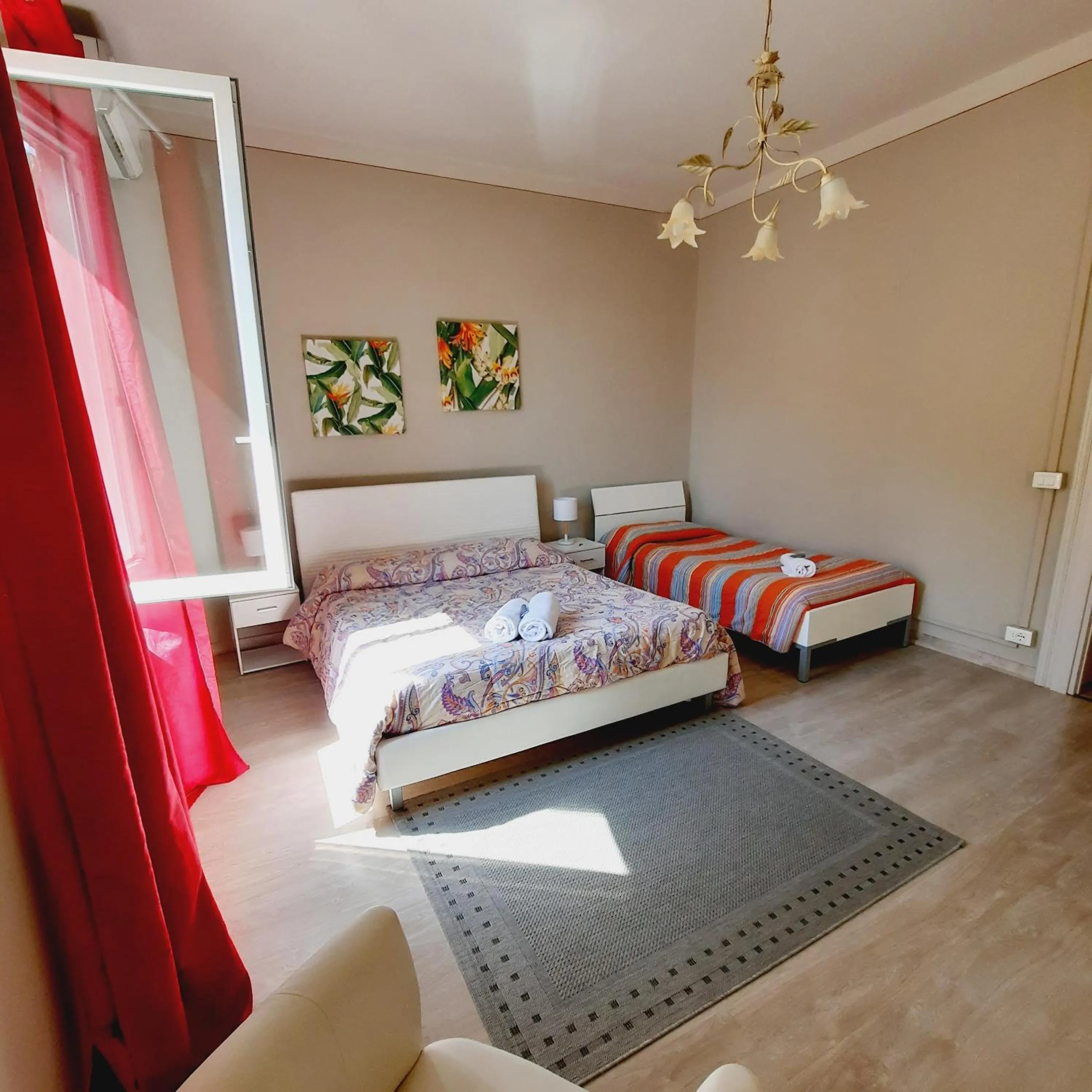 Bedroom, Bed in Appartamenti Esmera