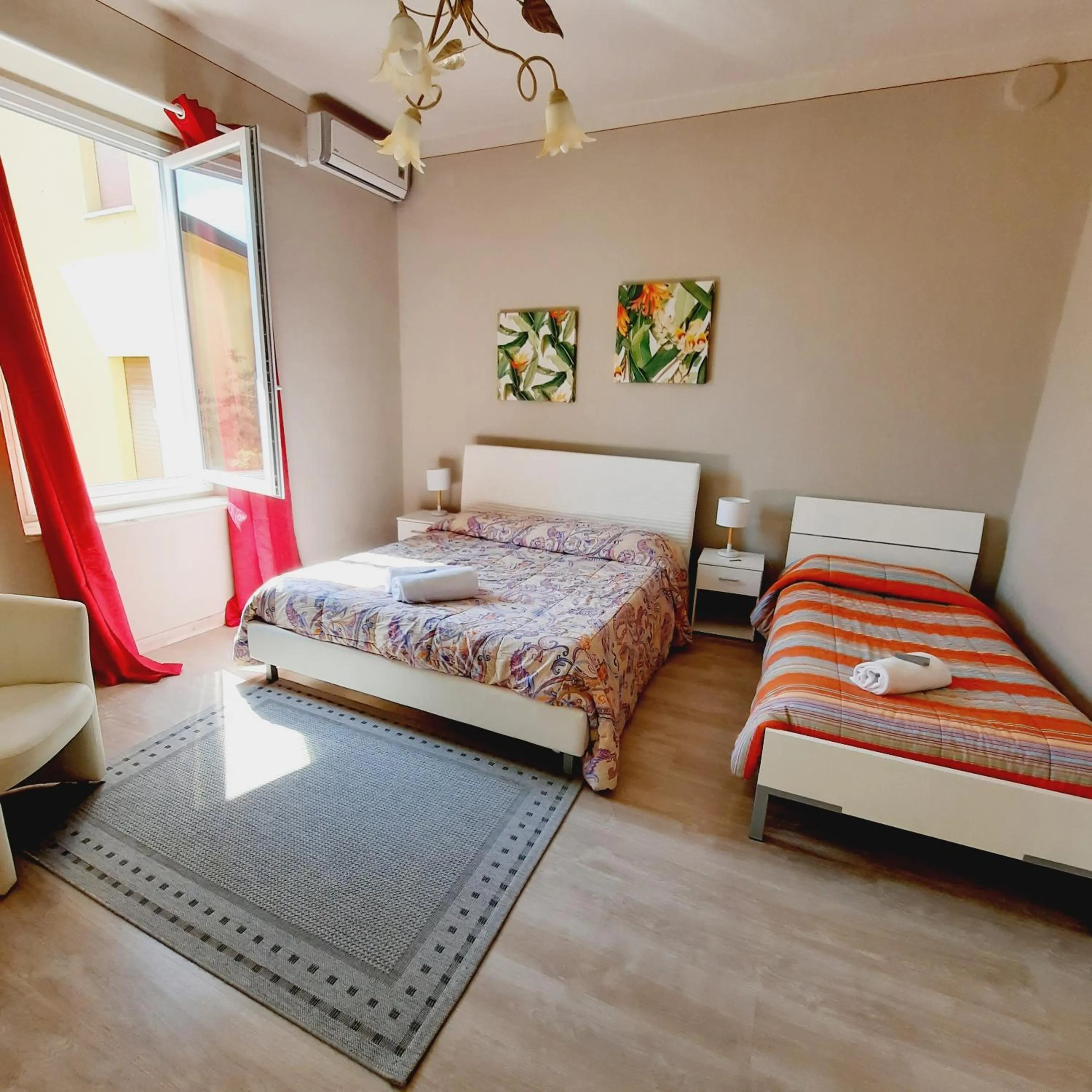 Bedroom, Bed in Appartamenti Esmera