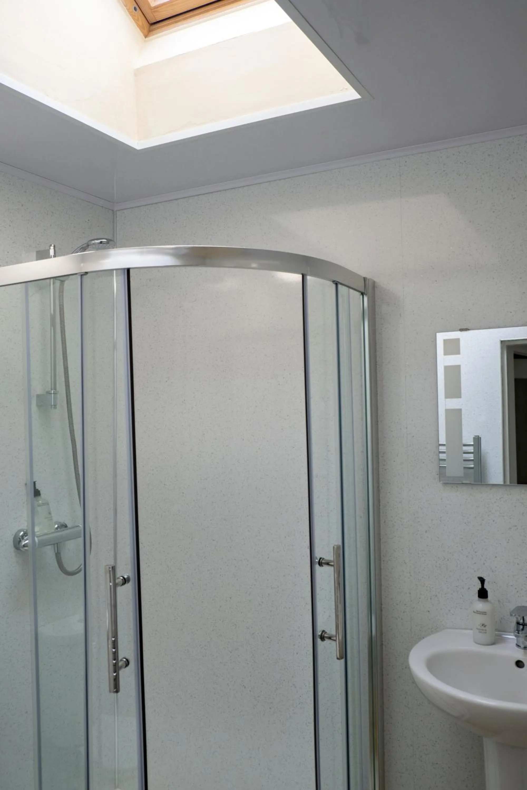 Bathroom in Corran House Guest House