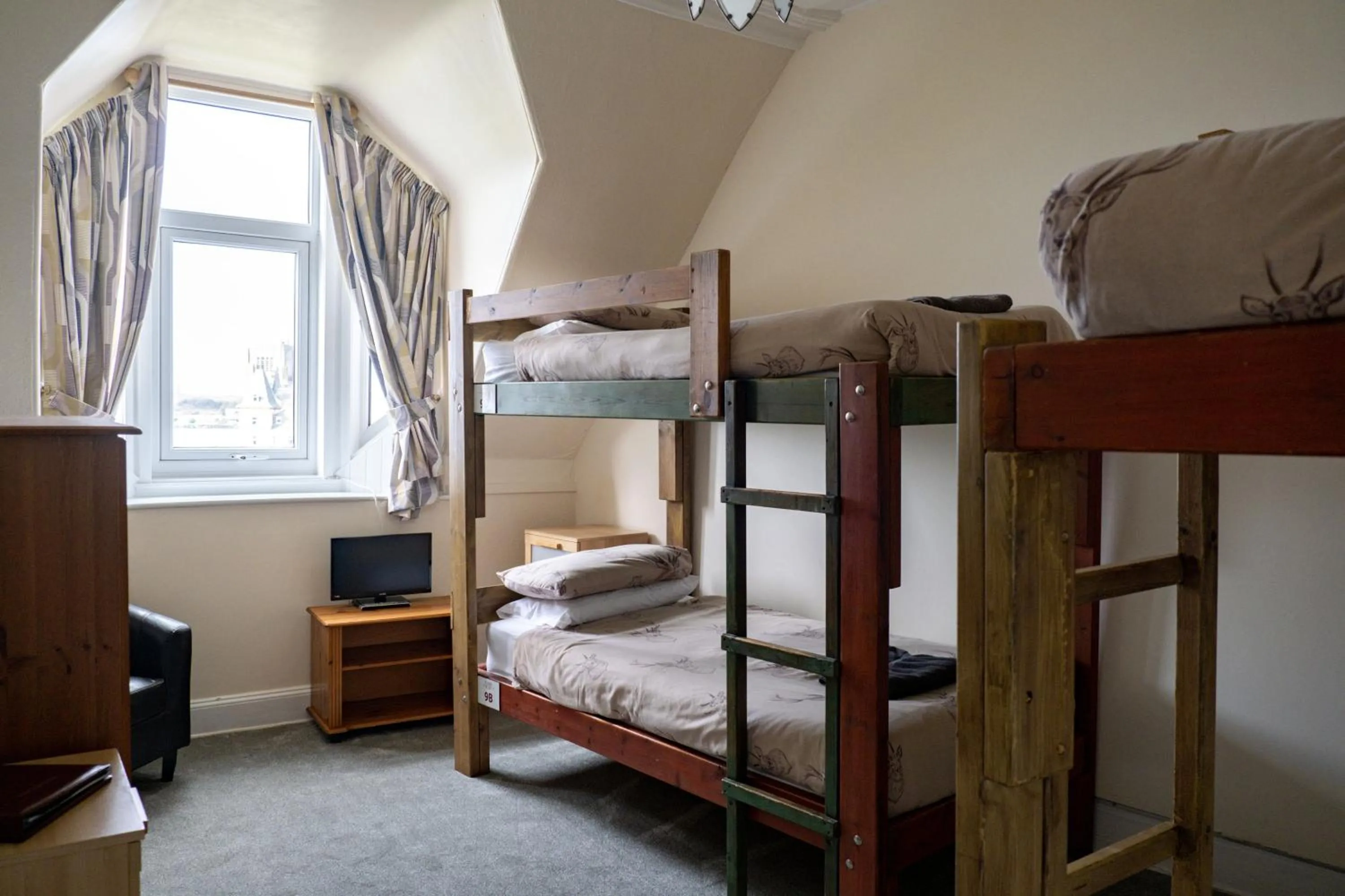 Bedroom, Bed in Corran House Guest House