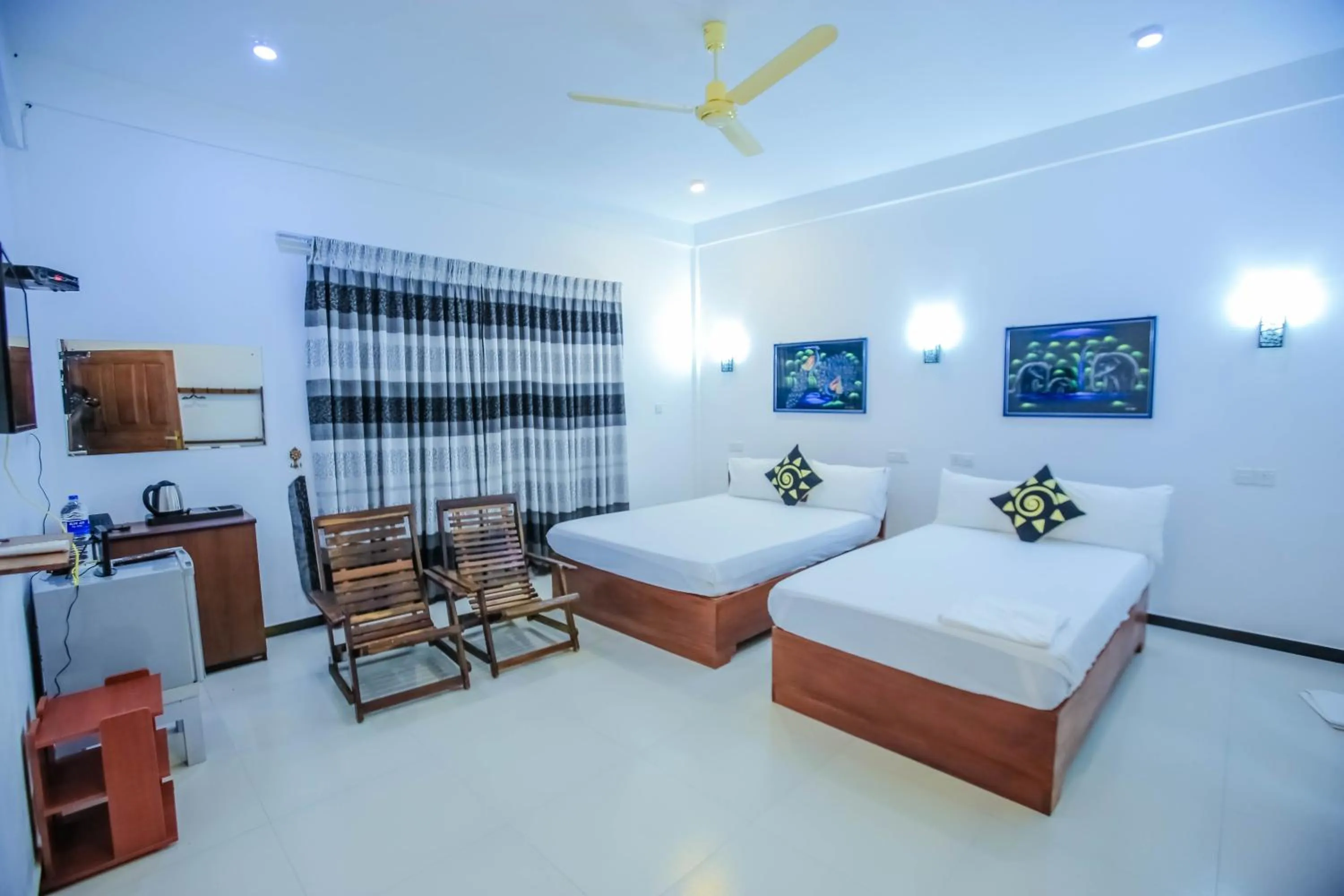 Photo of the whole room, Bed in Sunstar Nilaveli