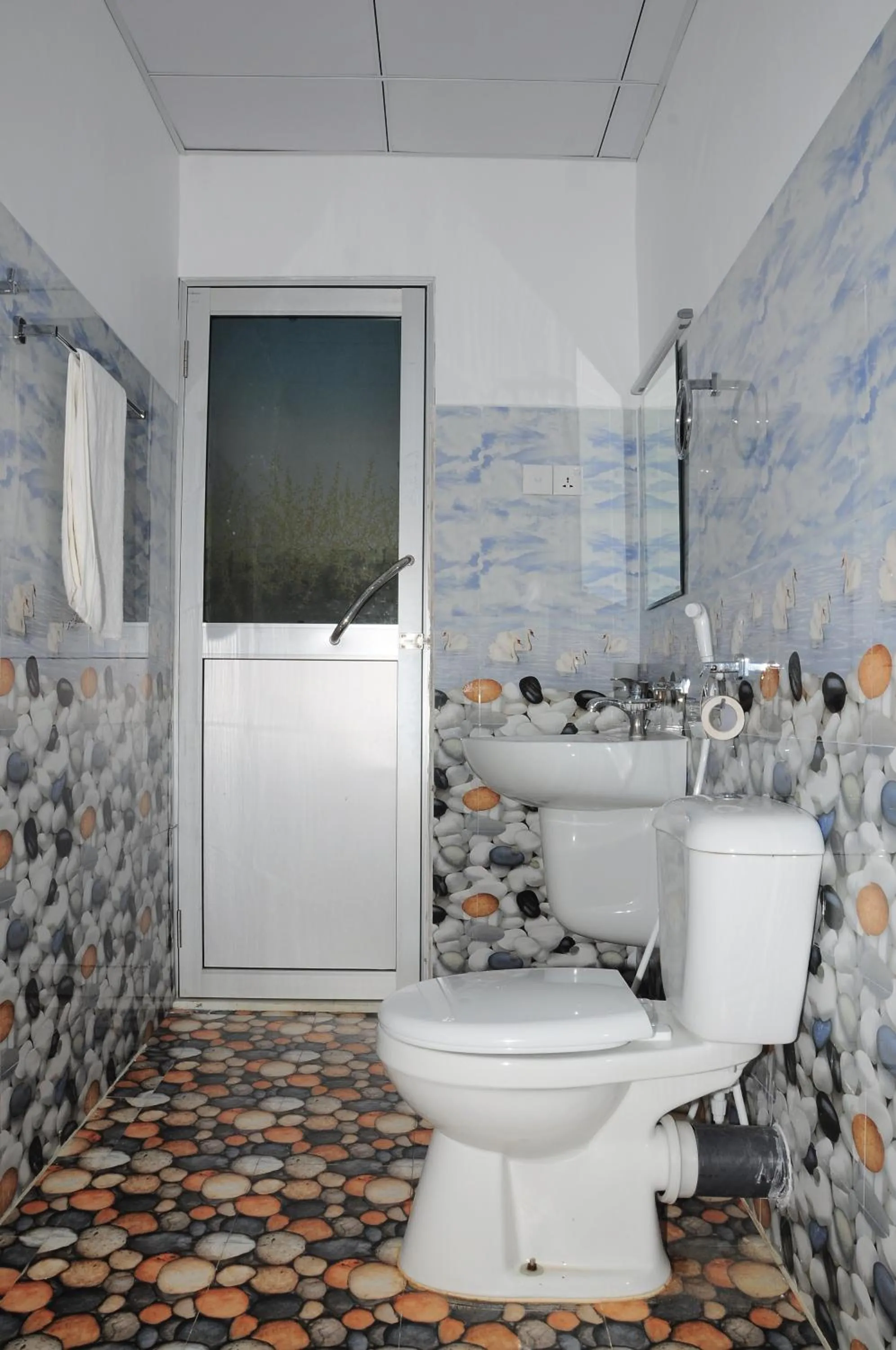 Bathroom in Sunstar Nilaveli