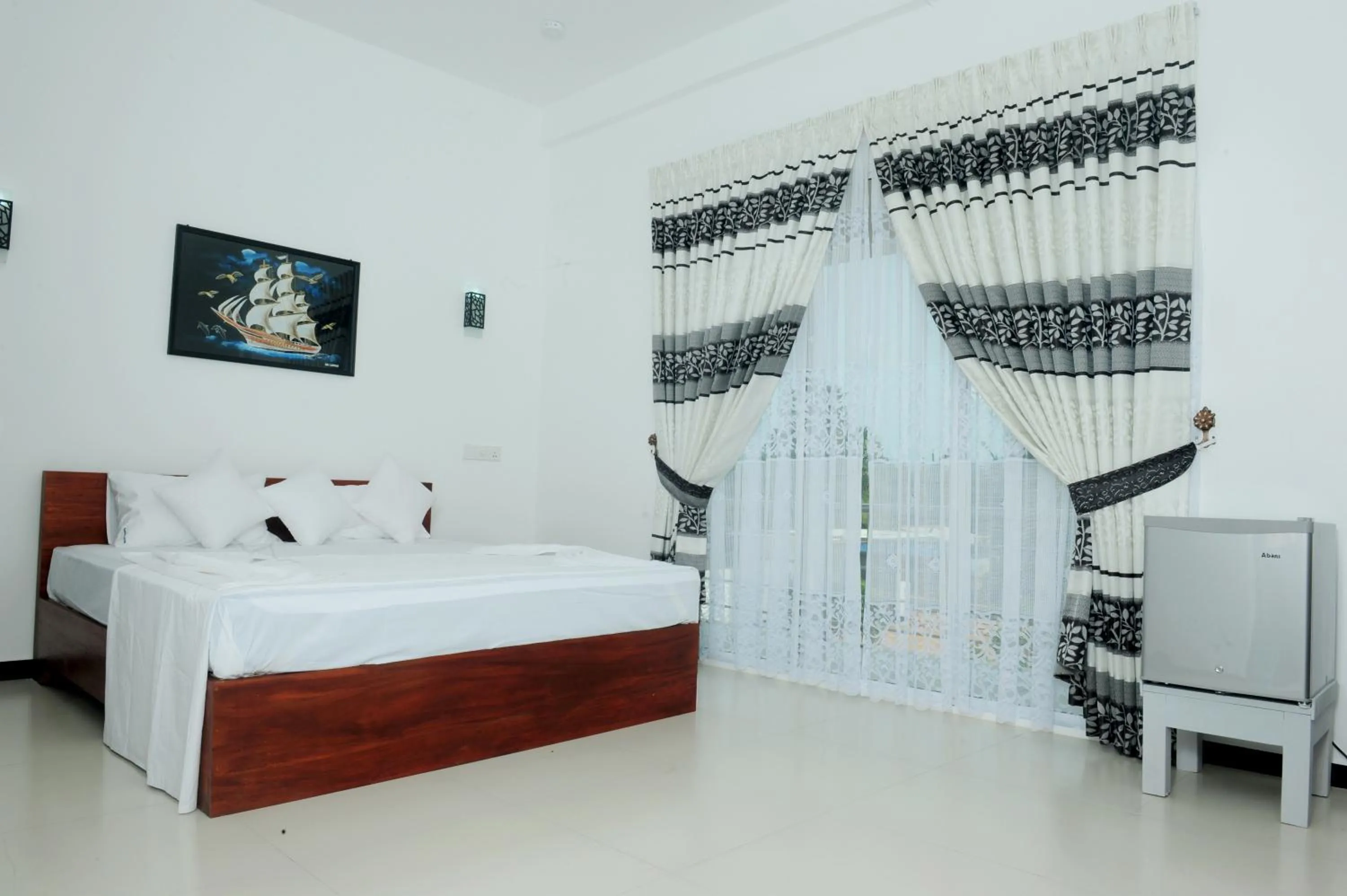 Bedroom, Bed in Sunstar Nilaveli