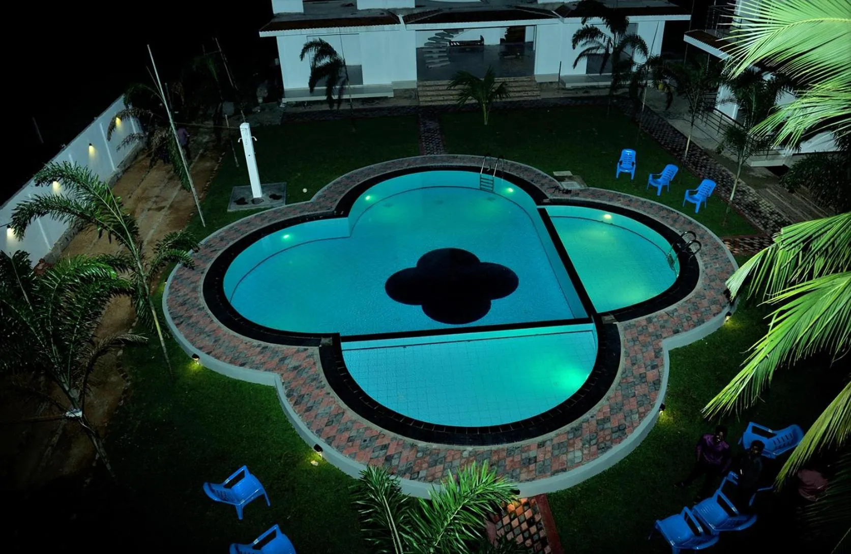 Night in Sunstar Nilaveli