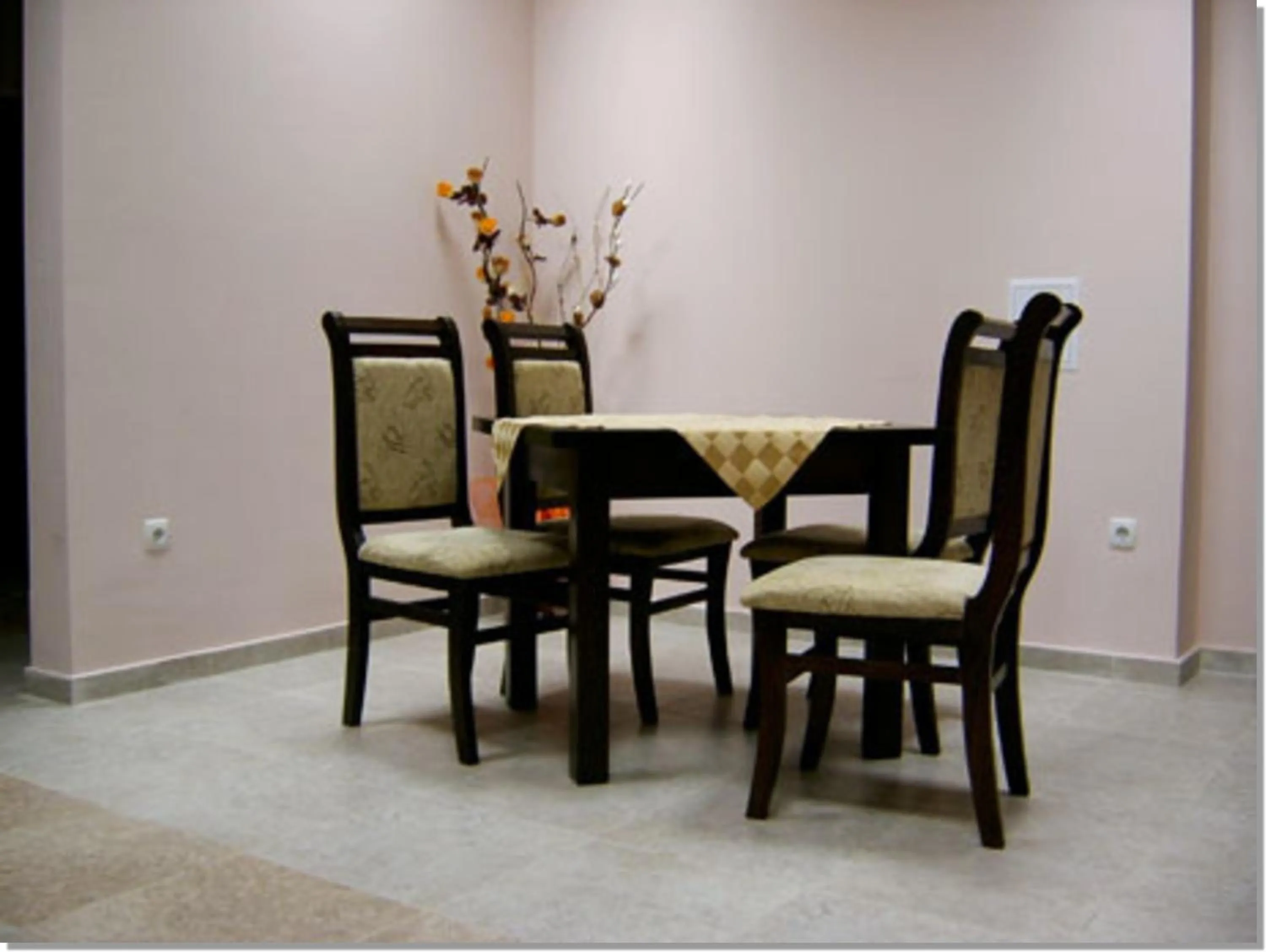 Alcoholic drinks in Family hotel Iskar