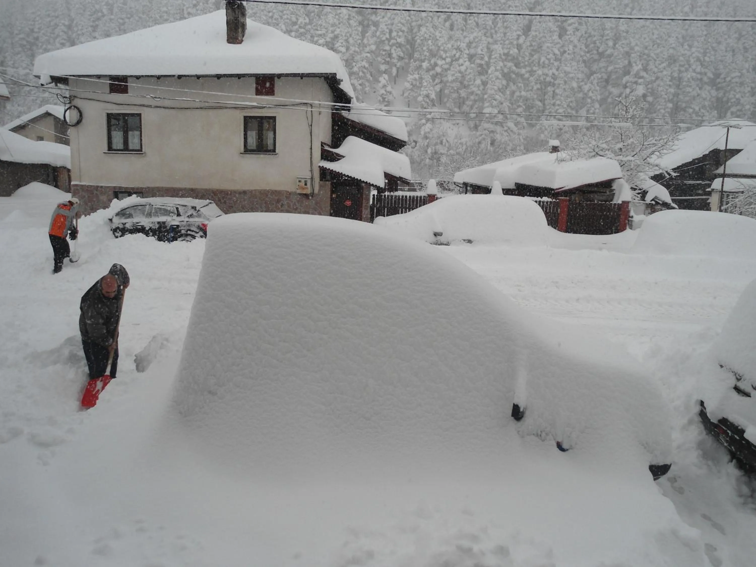 Winter in Family hotel Iskar