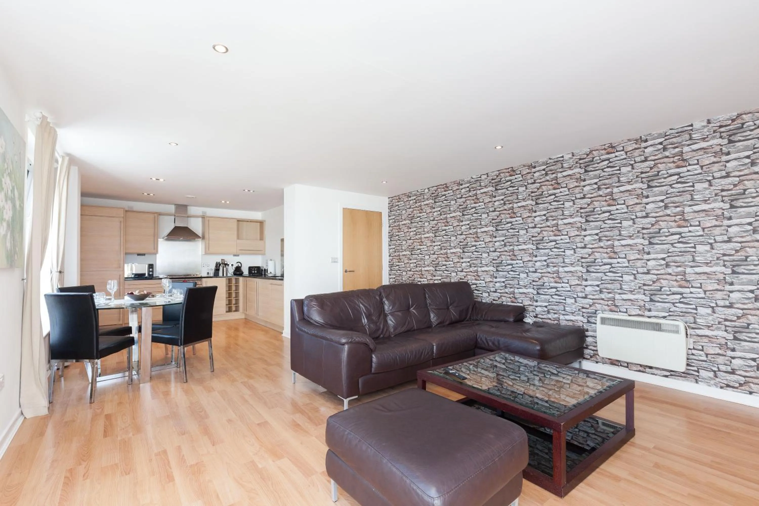 Stylish Garden View Apartment
