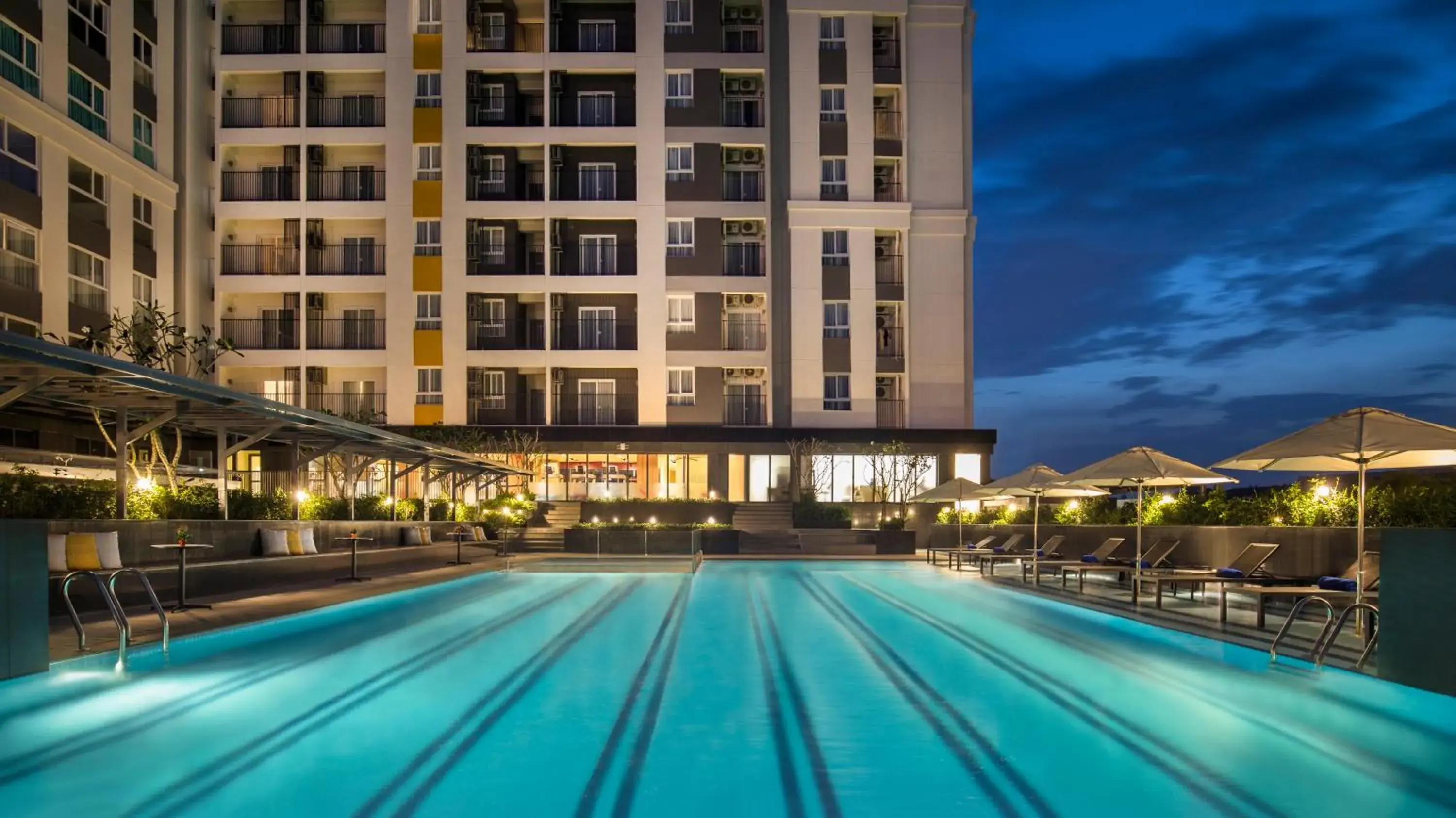 Swimming pool in Citadines Central Binh Duong Swimming pool in Citadines Central Binh Duong
