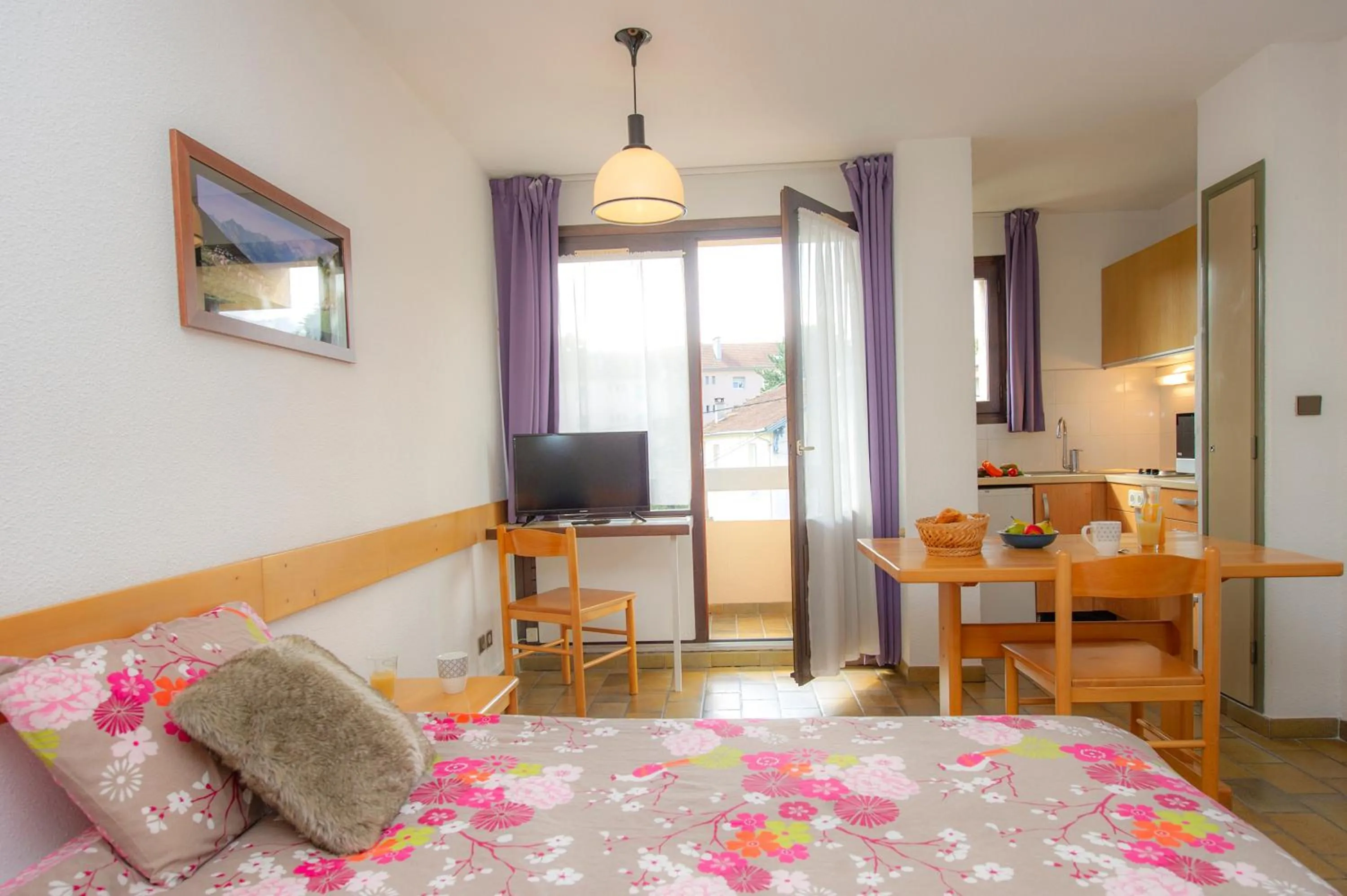 Bed in Residence Routes du Monde ATC Bagneres de Bigorre