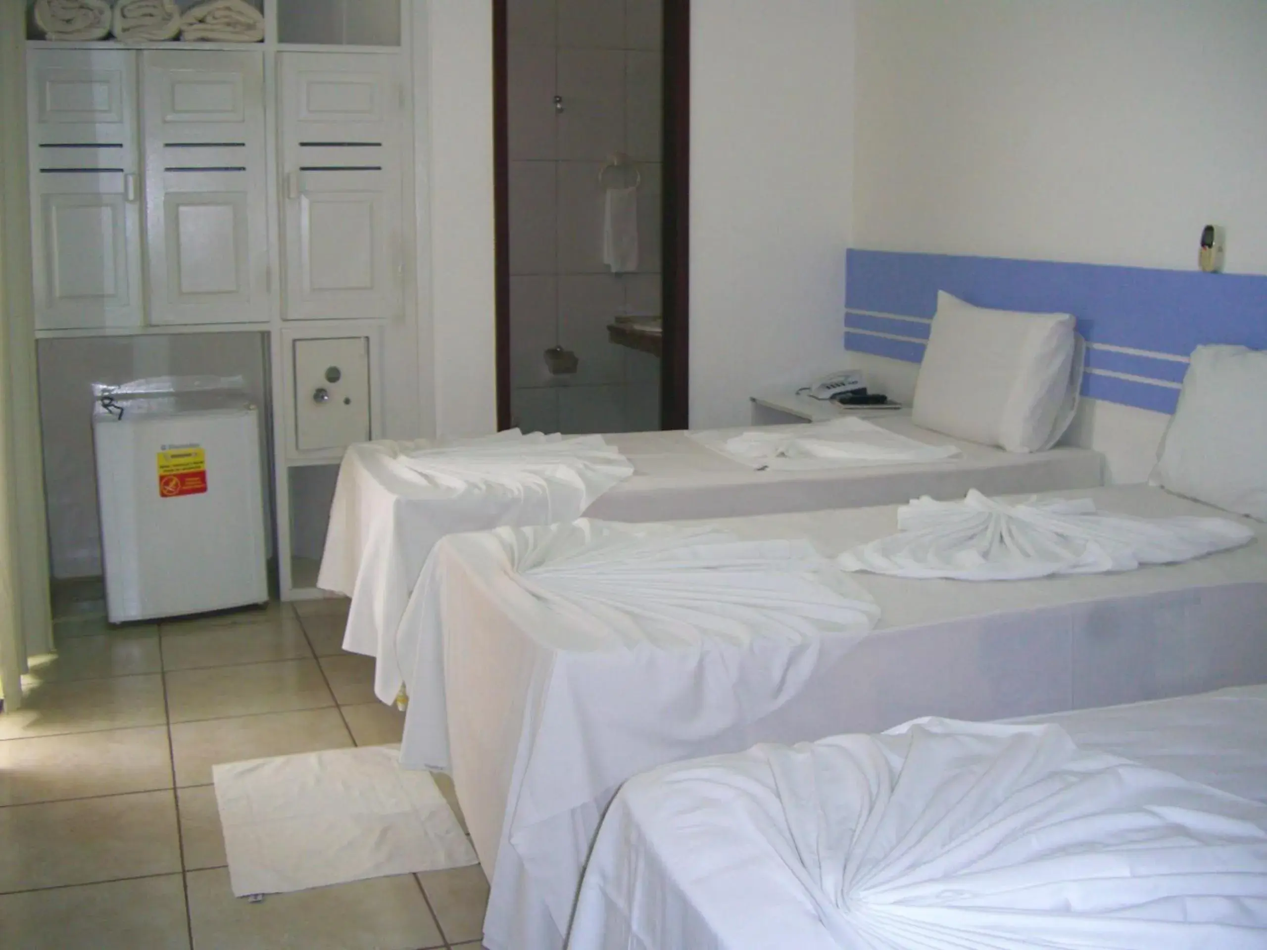 Triple Room with Balcony in Hotel Ponta de Areia Triple Room with Balcony in Hotel Ponta de Areia