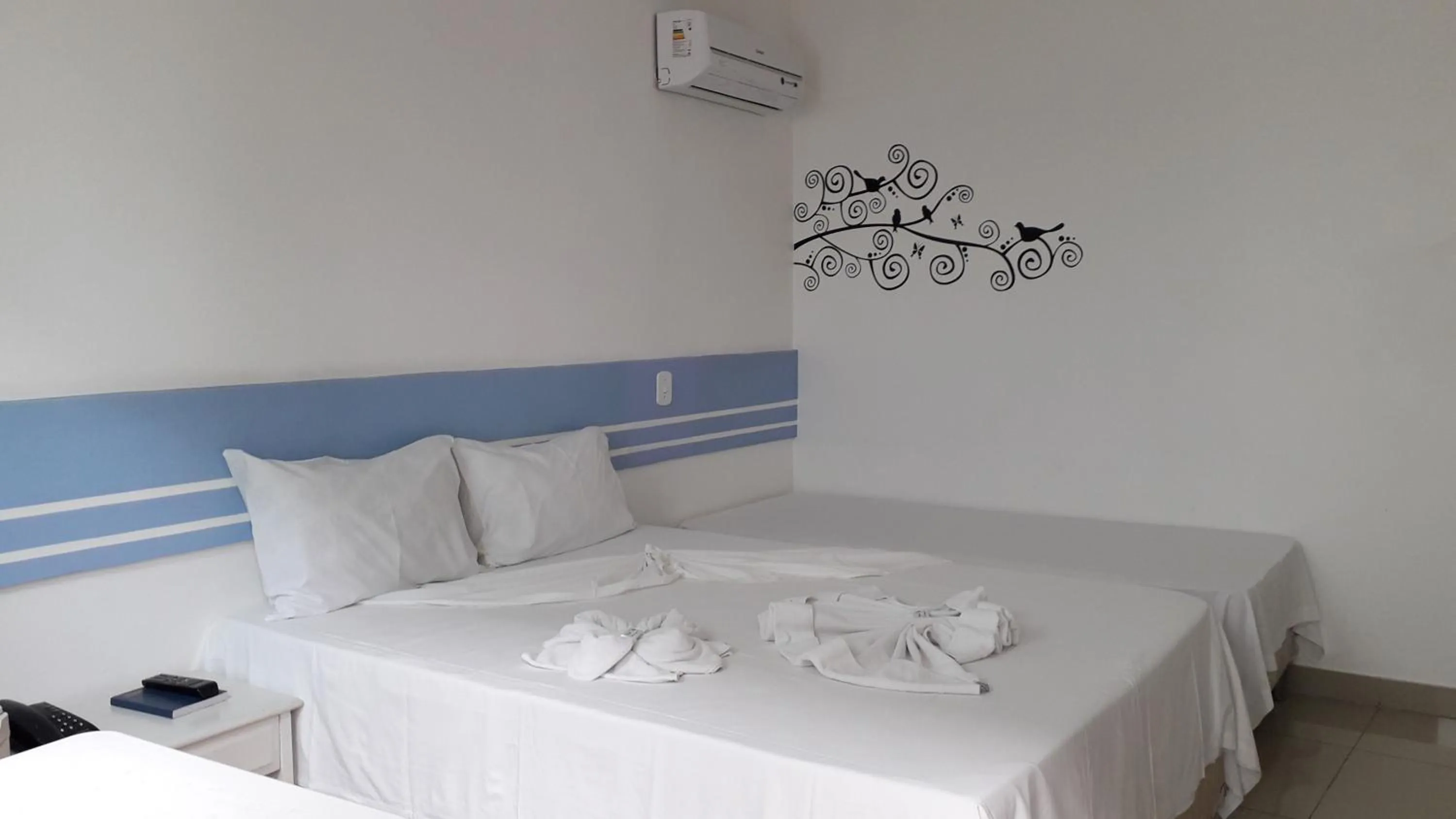 Photo of the whole room, Bed in Hotel Ponta de Areia