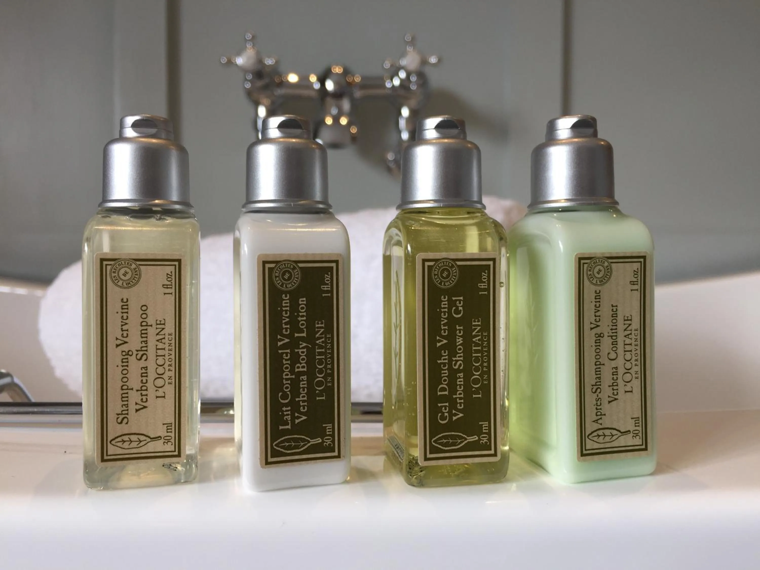Bath in The Wrea Head Hall Country House Hotel & Restaurant