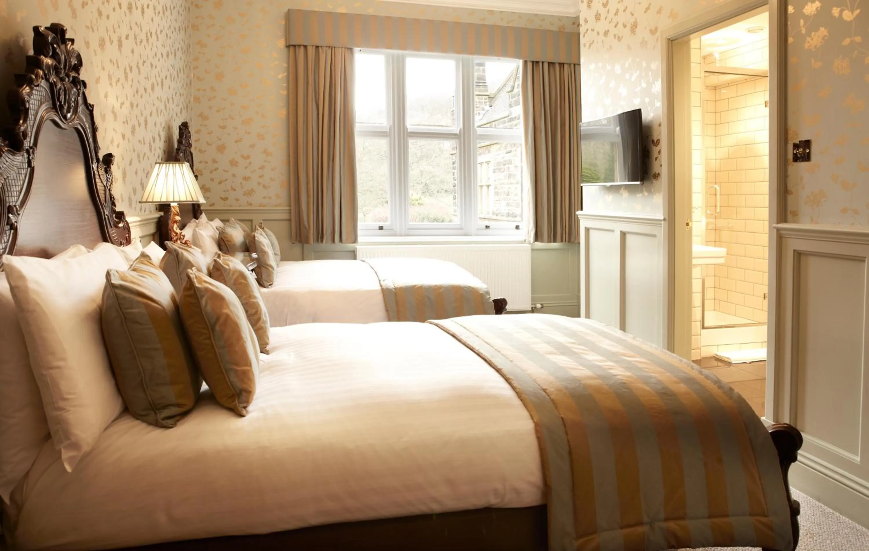 Day, Bed in The Wrea Head Hall Country House Hotel & Restaurant