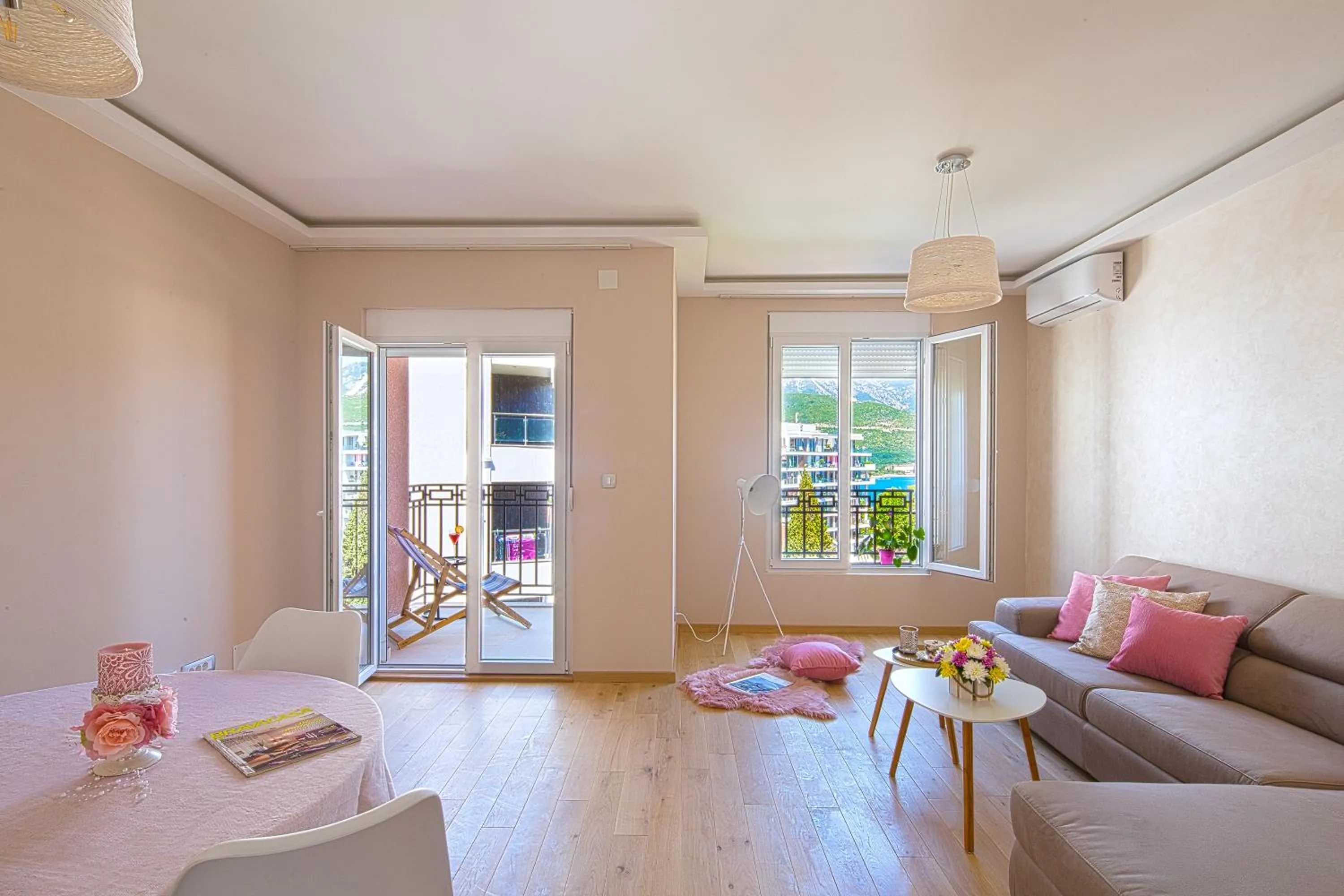 Chiron Apartments