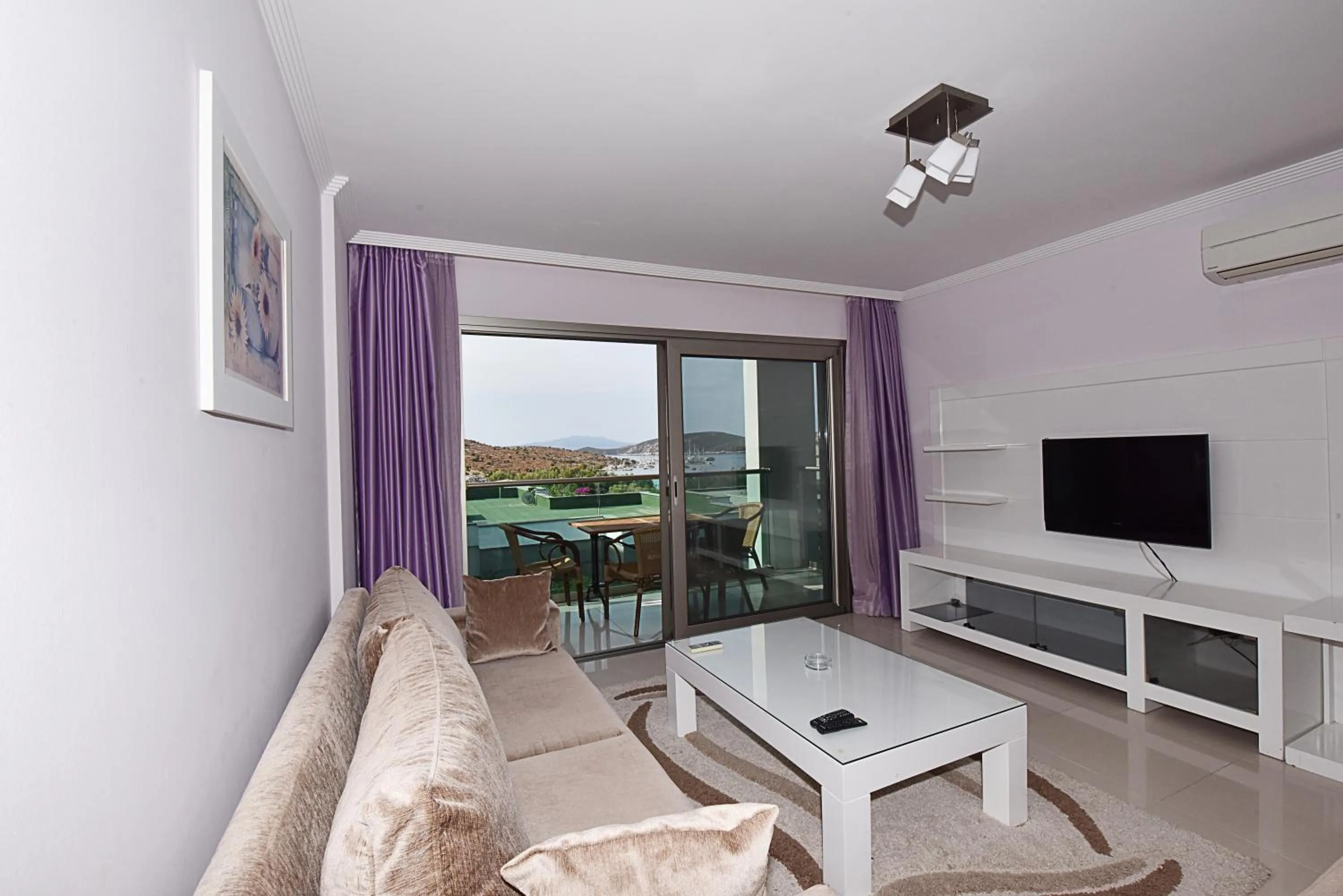 Living room in Royal Palm Residence