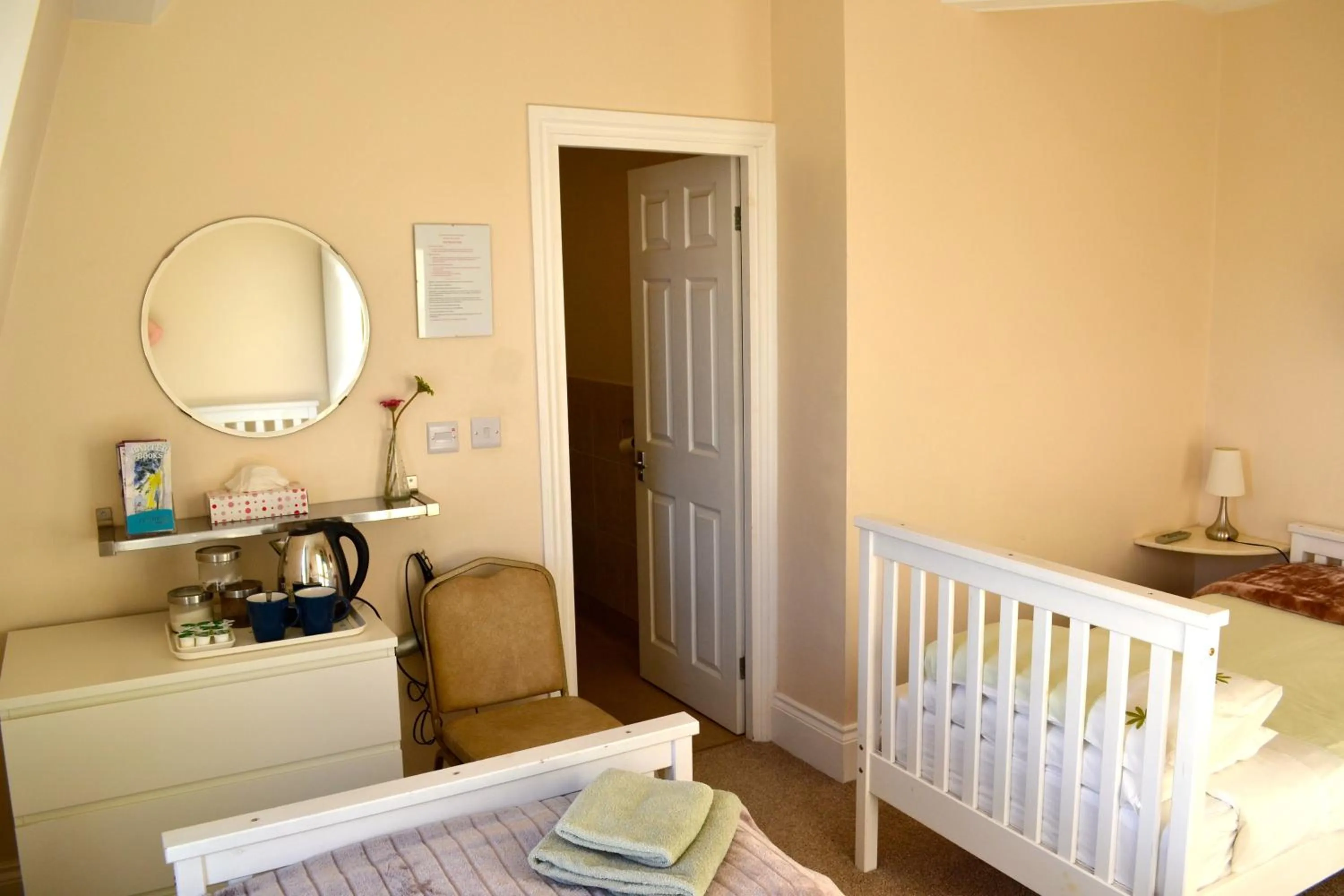 Bed in The Avenue Bed and Breakfast