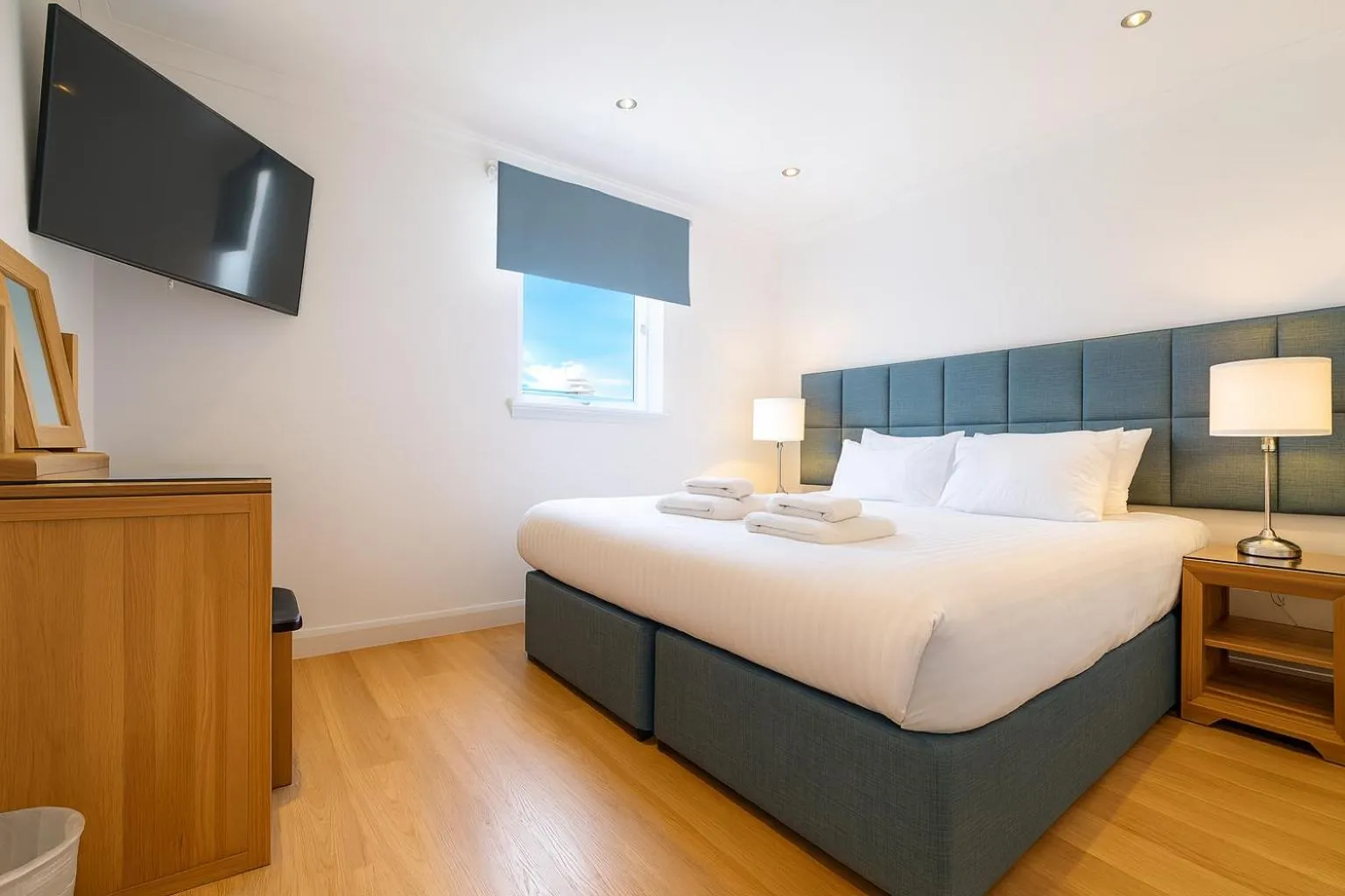 Bed in Edinburgh Aparthotel