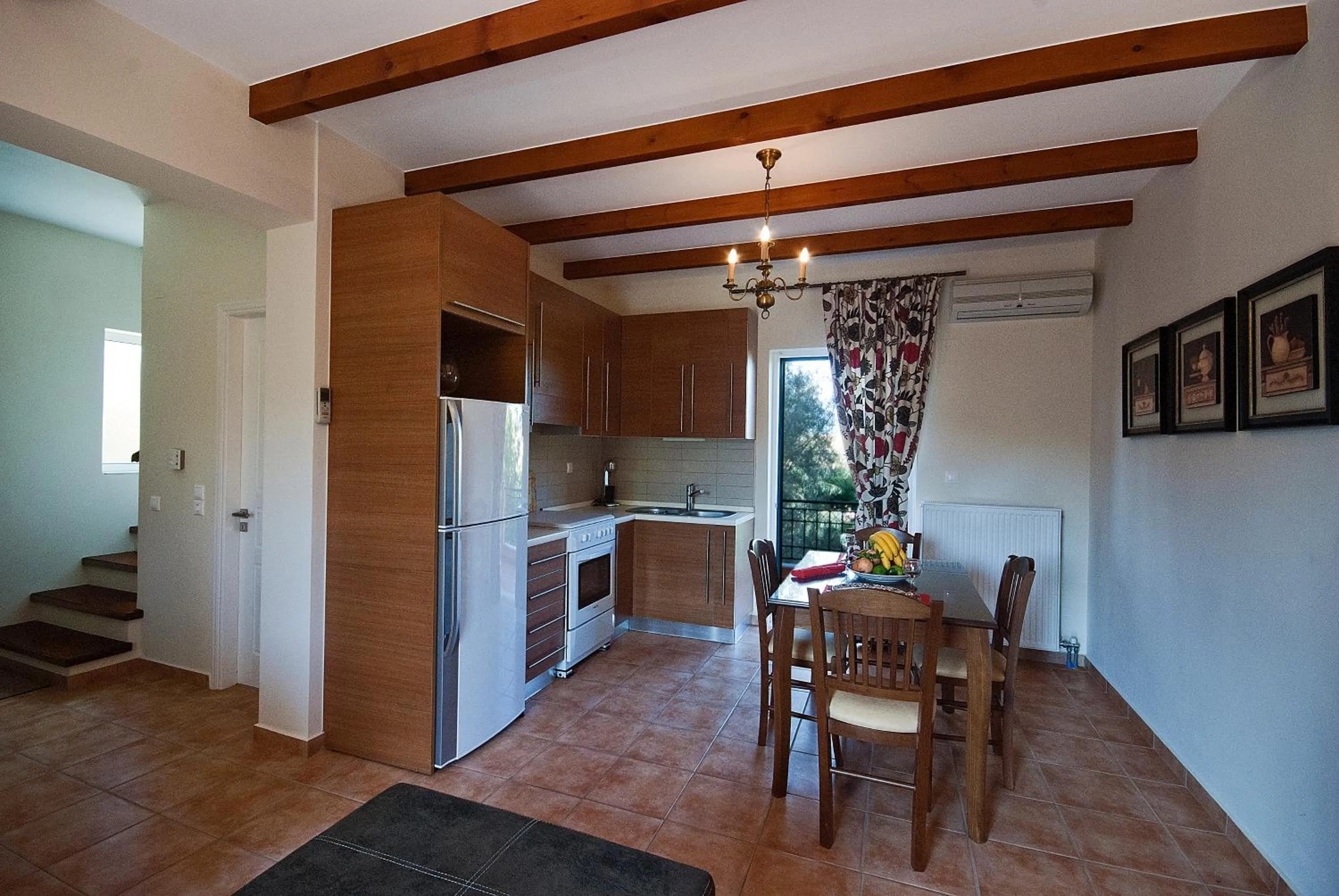 Dining area in Anthias Garden