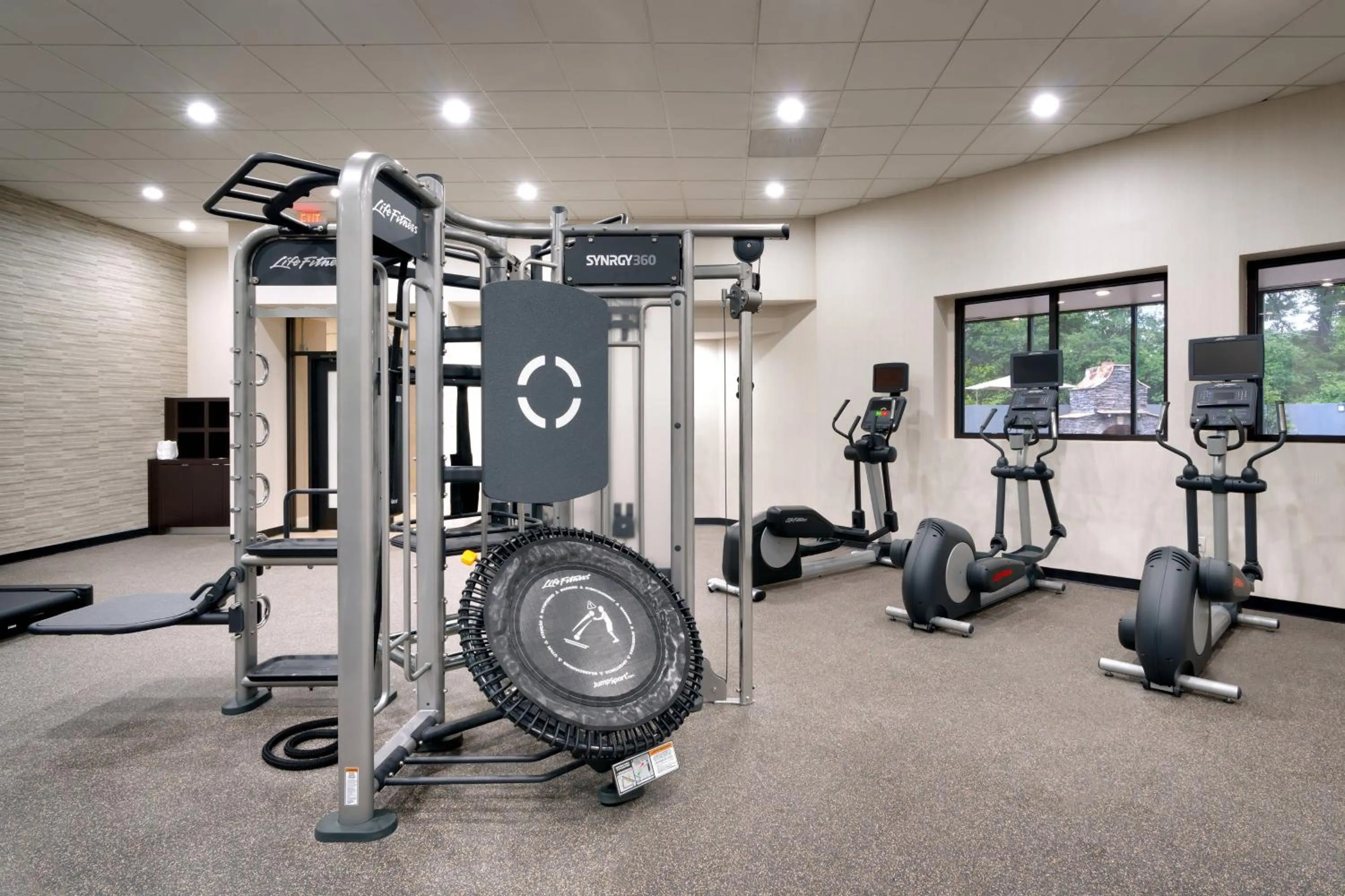 Fitness centre/facilities in Courtyard by Marriott Charlotte Airport LoSo