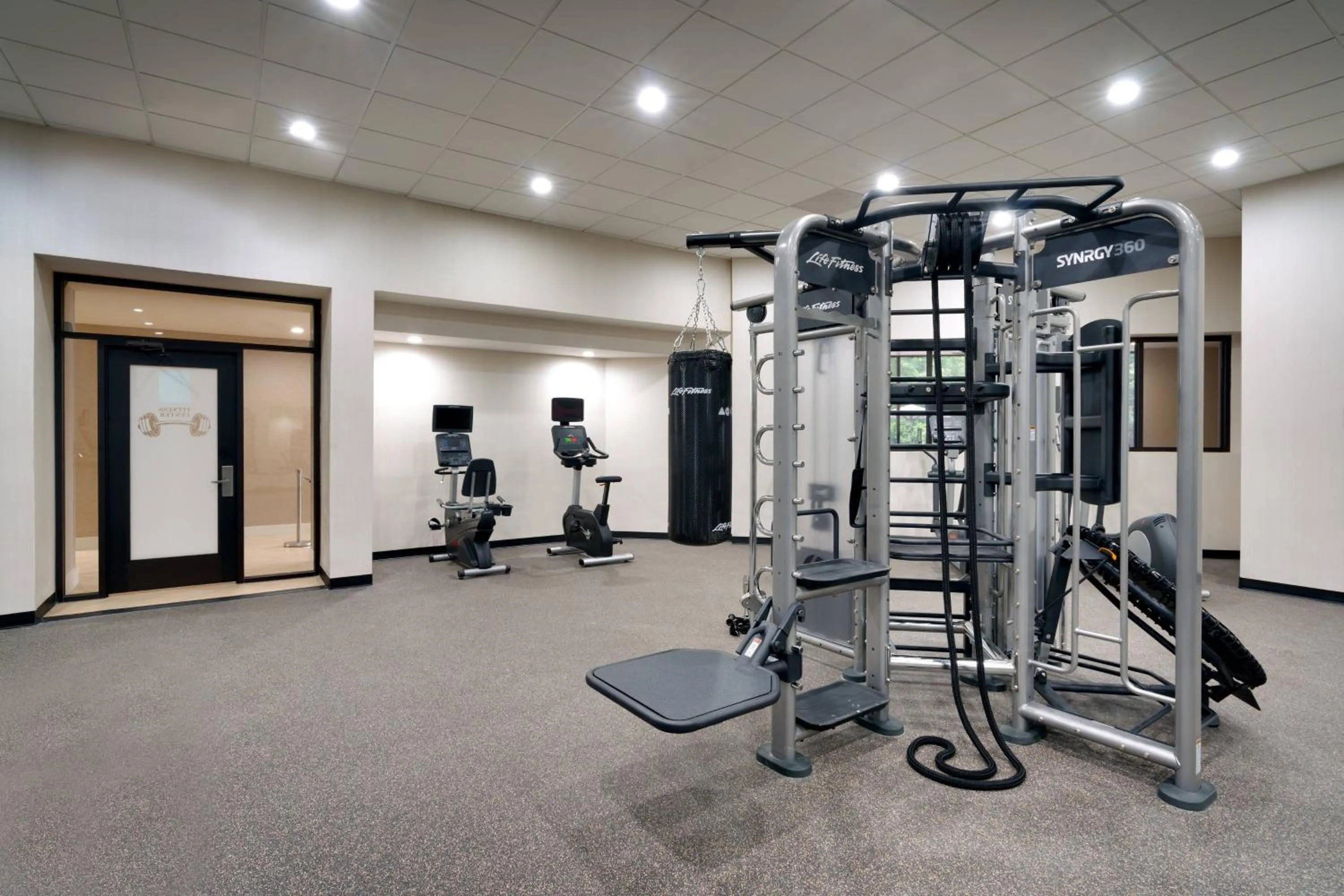 Fitness centre/facilities in Courtyard by Marriott Charlotte Airport LoSo