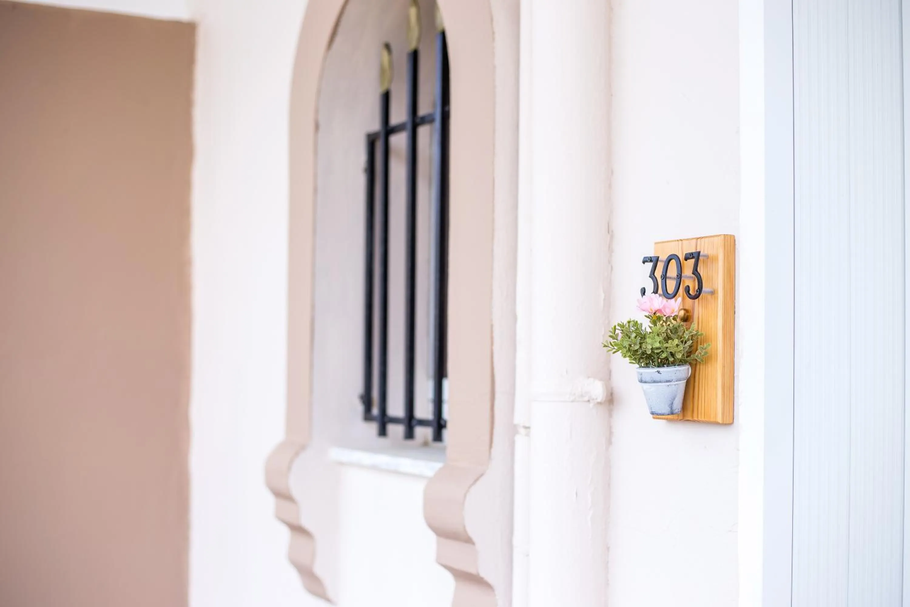 Decorative detail in Jimmy’s Garden