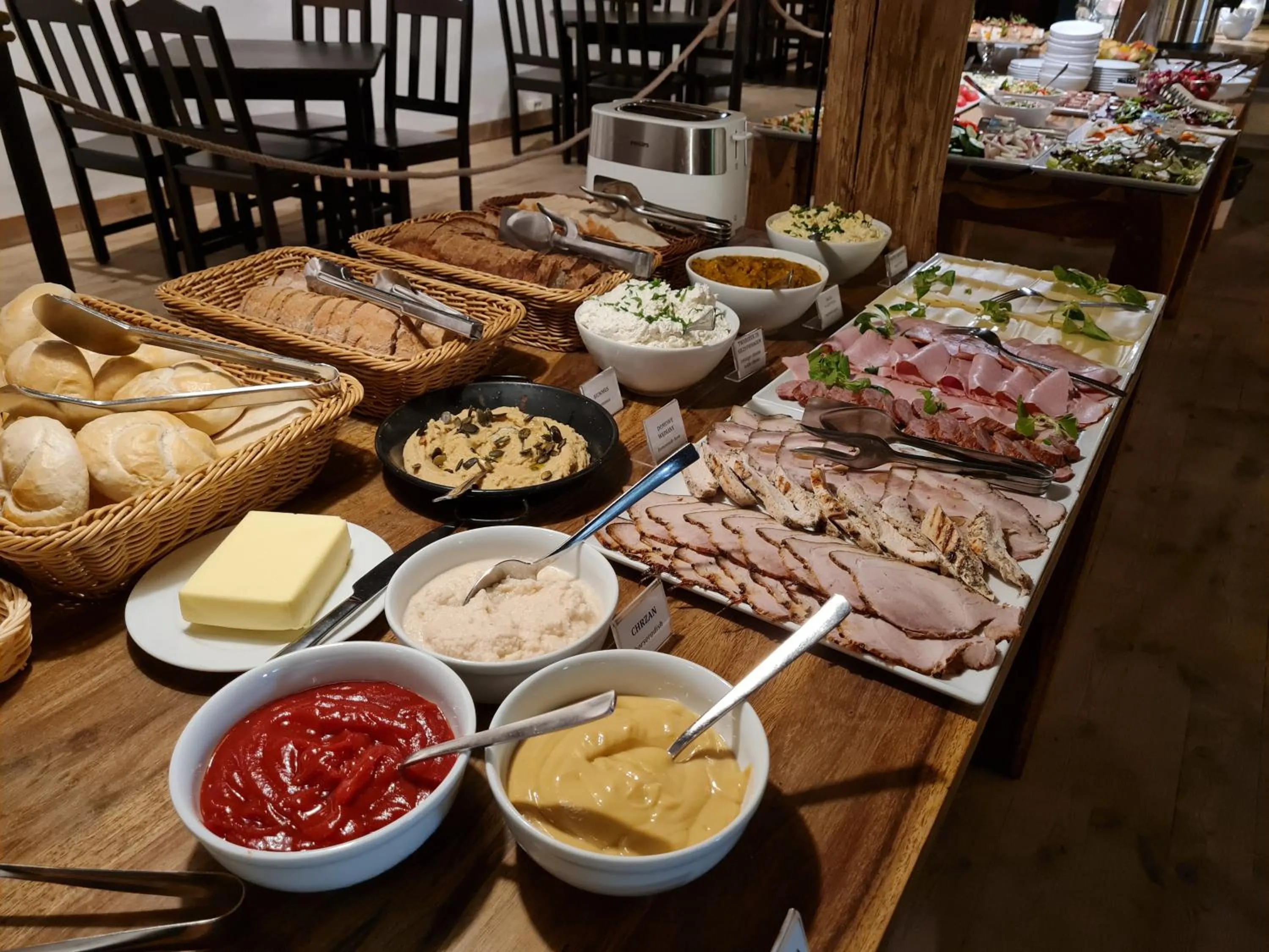 Breakfast in Crystal Suites Chez Helena