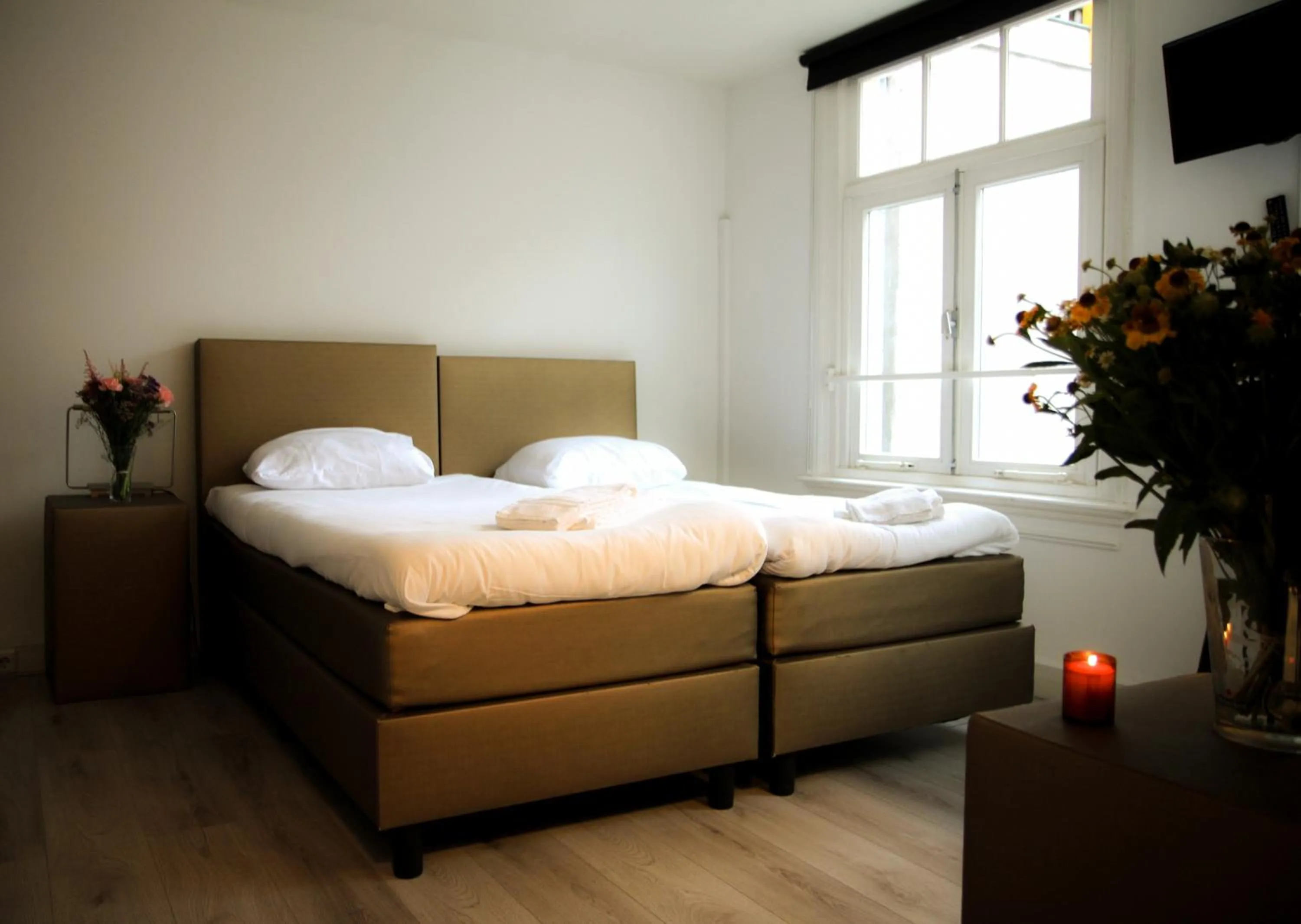 Bedroom, Bed in Hotel 55 - City Centre