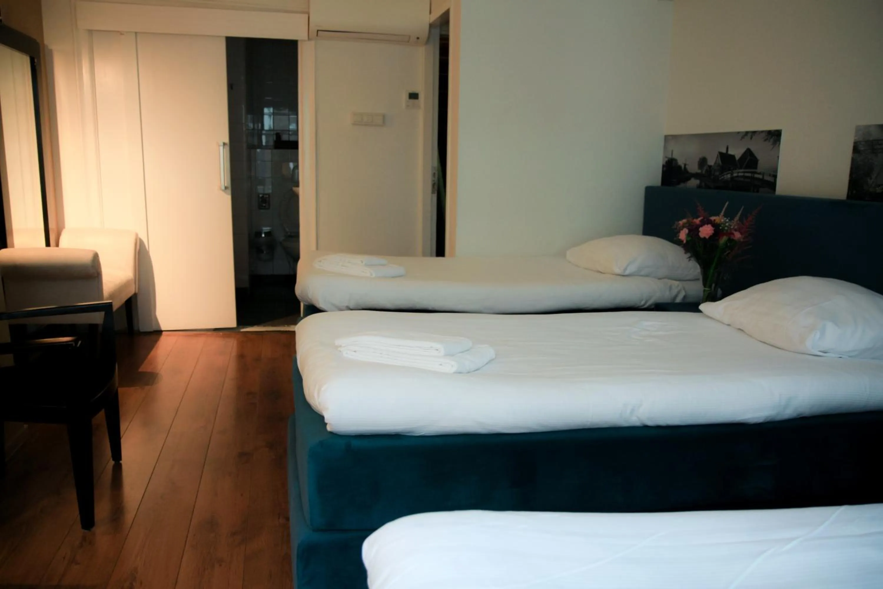Photo of the whole room, Bed in Hotel 55 - City Centre